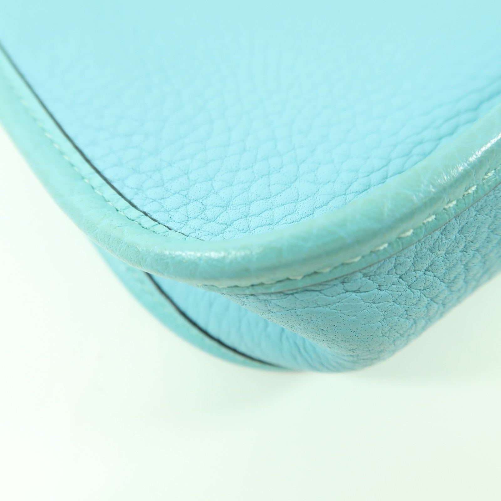 HERMES Clemence皮革Mini Evelyne TPM銀扣肩背袋Bleu Atoll/綠松石色