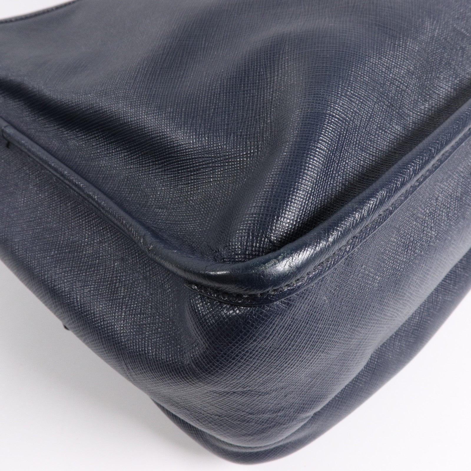 PRADA Saffiano皮革Messenger Bag肩背袋