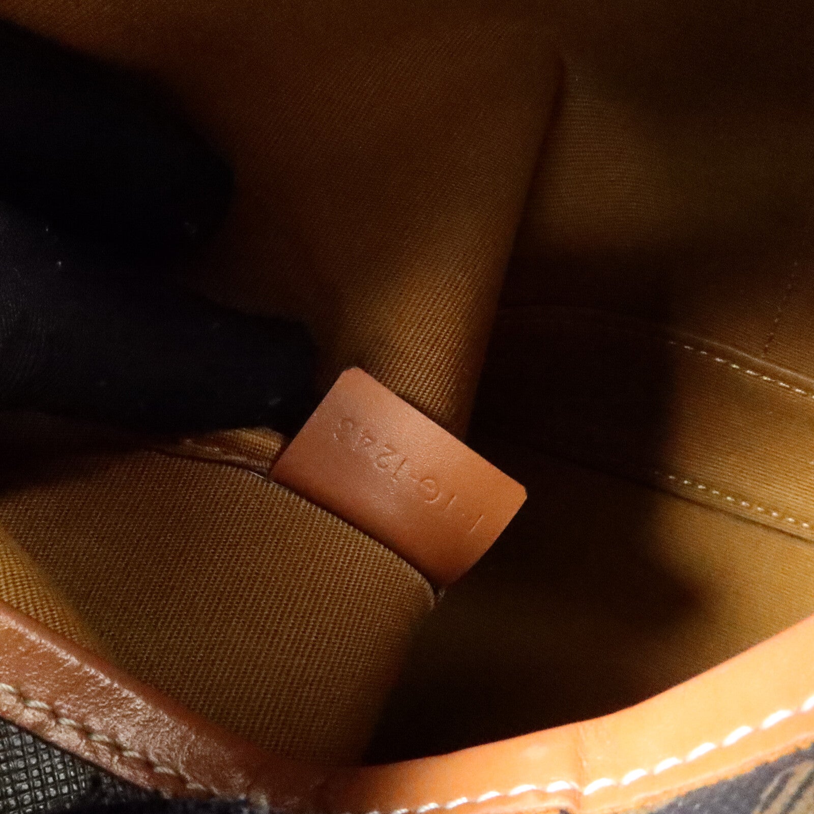 CELINE 塗層帆布Triomphe Small Bucket Bag肩背袋