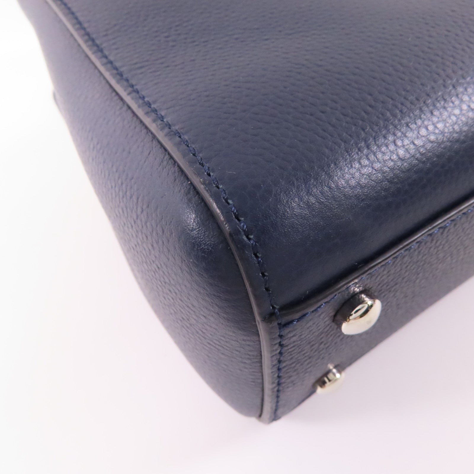 CHANEL 牛皮皮革Neo Executive Tote Mini銀扣手挽肩背兩用袋