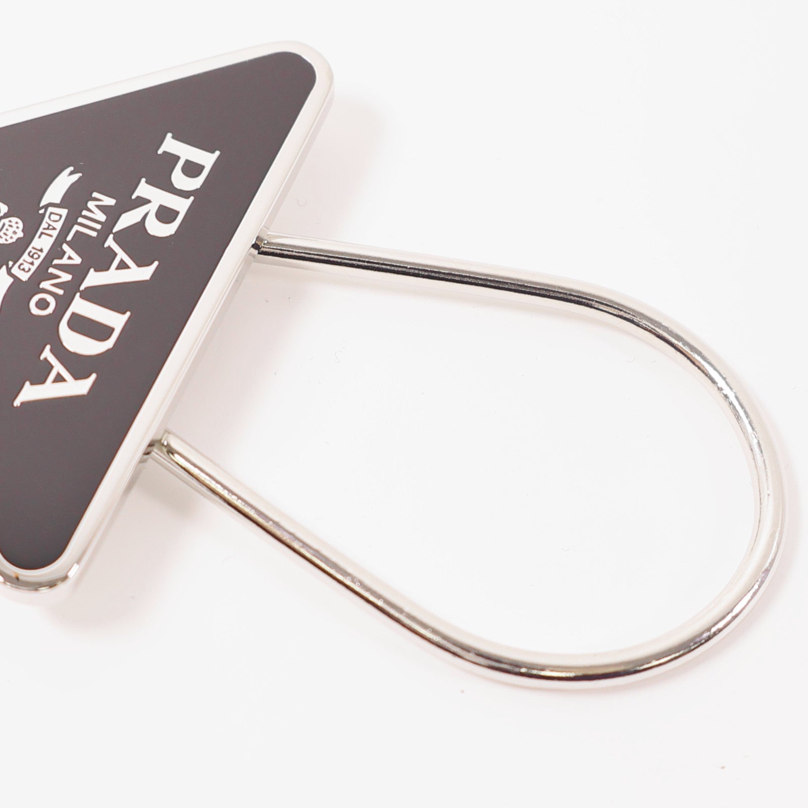 PRADA 金屬Key Ring鎖匙扣黑色/銀色
