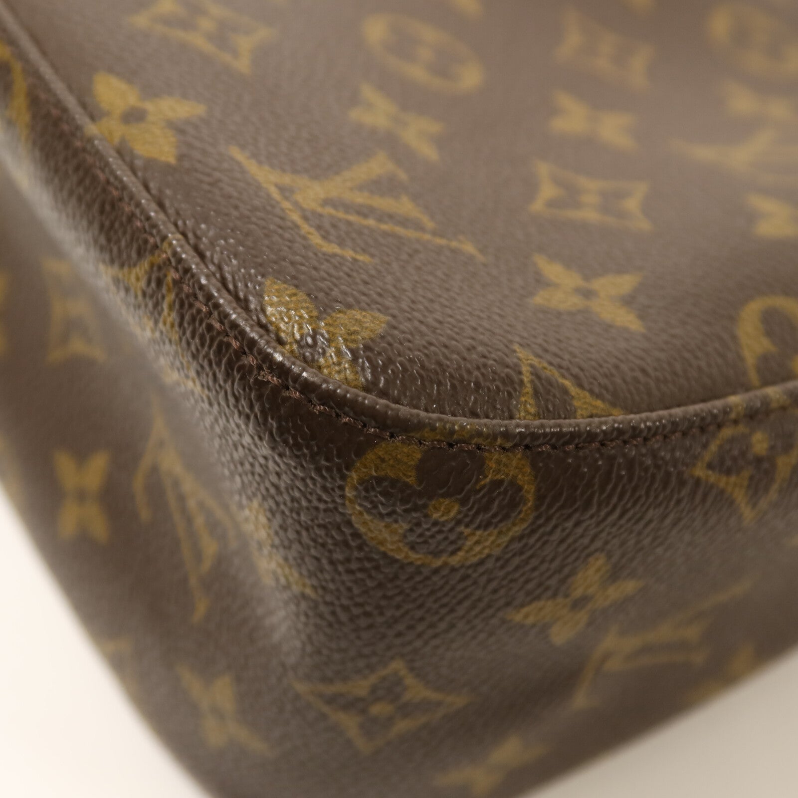LOUIS VUITTON Monogram Looping MM金扣肩背袋