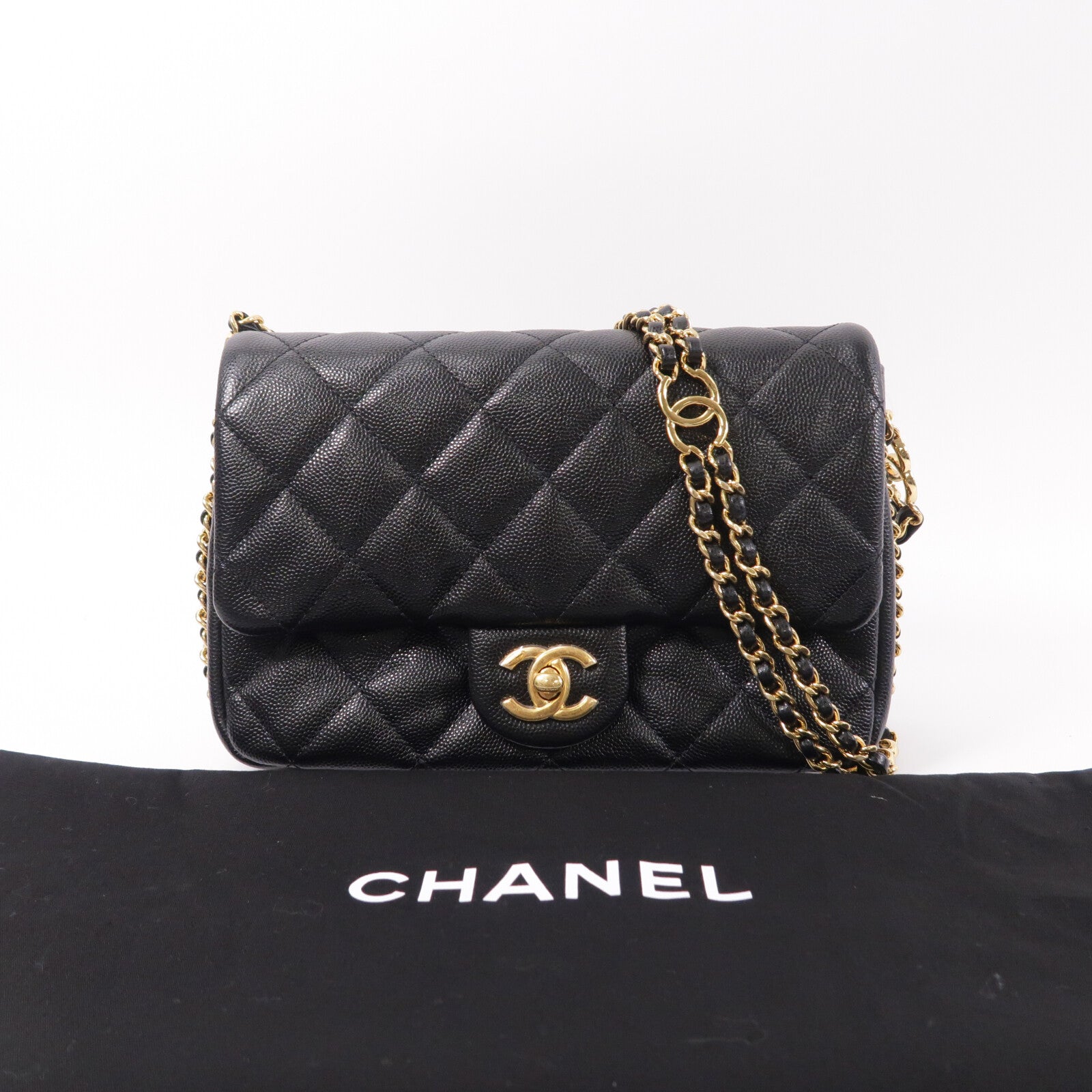 CHANEL 牛皮皮革22P Mini Flap Bag鏈帶肩背袋