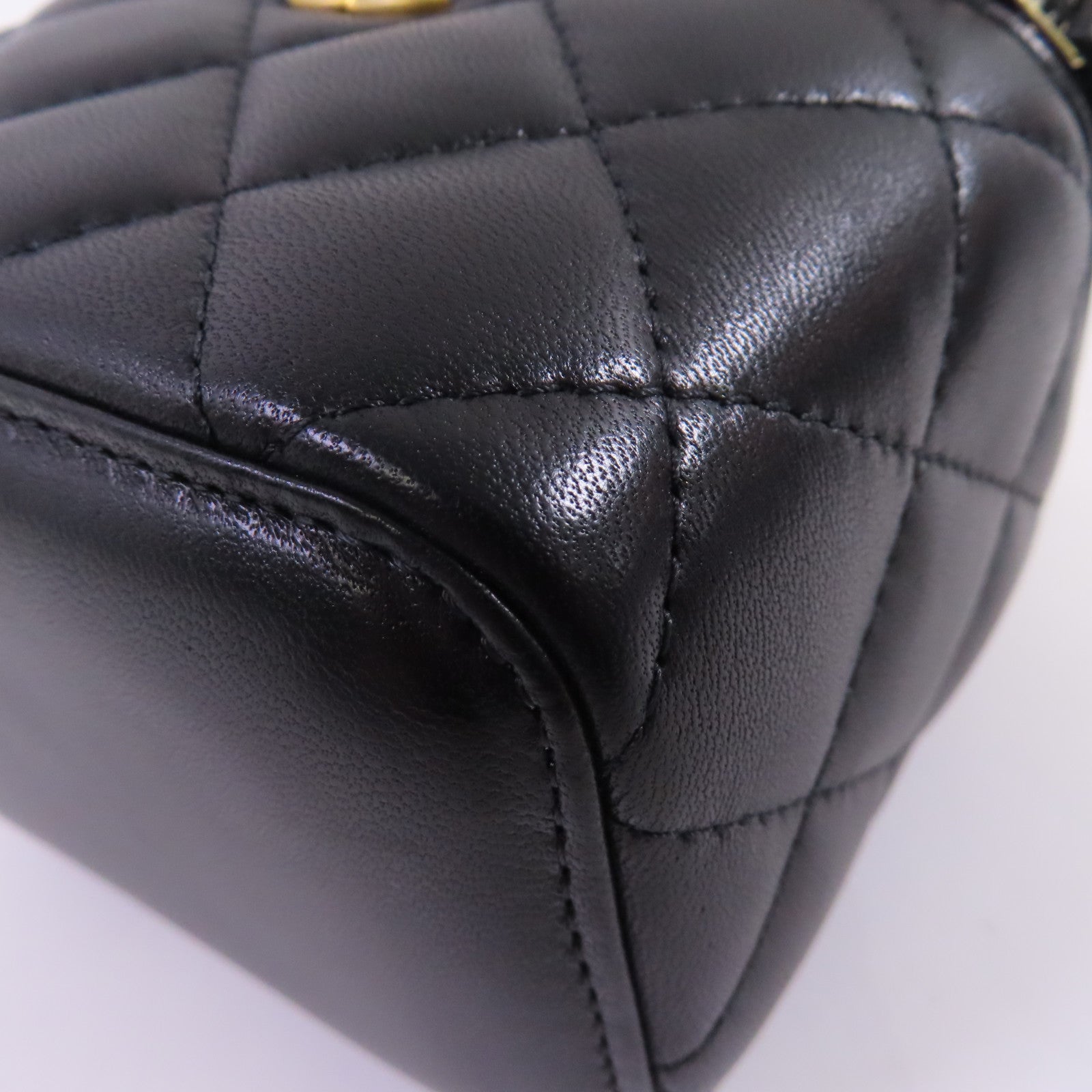 CHANEL CC GHW Mini Vanity Case Shoulder Bag Lambskin Leather