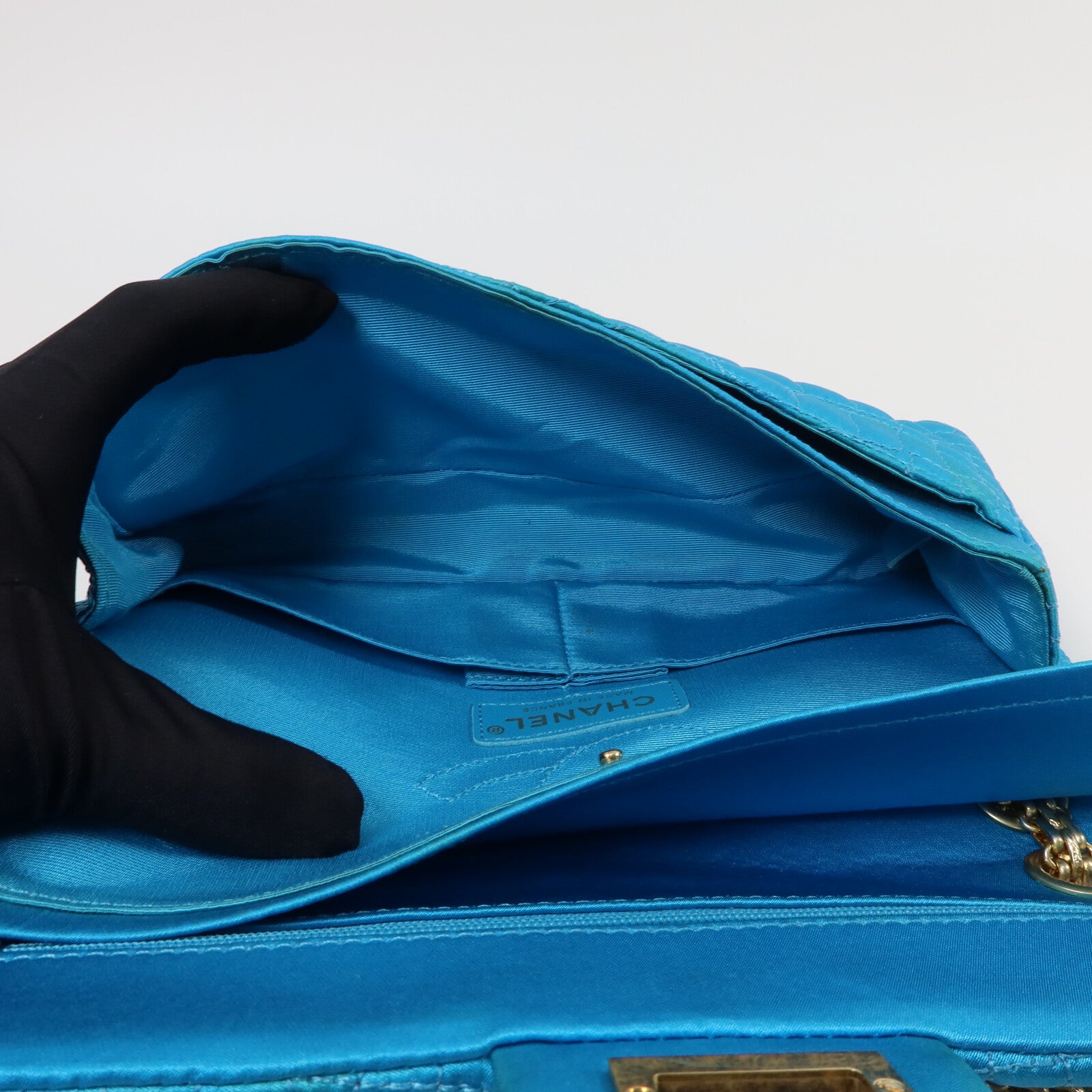 CHANEL Satin 2.55 East West鏈帶肩背袋