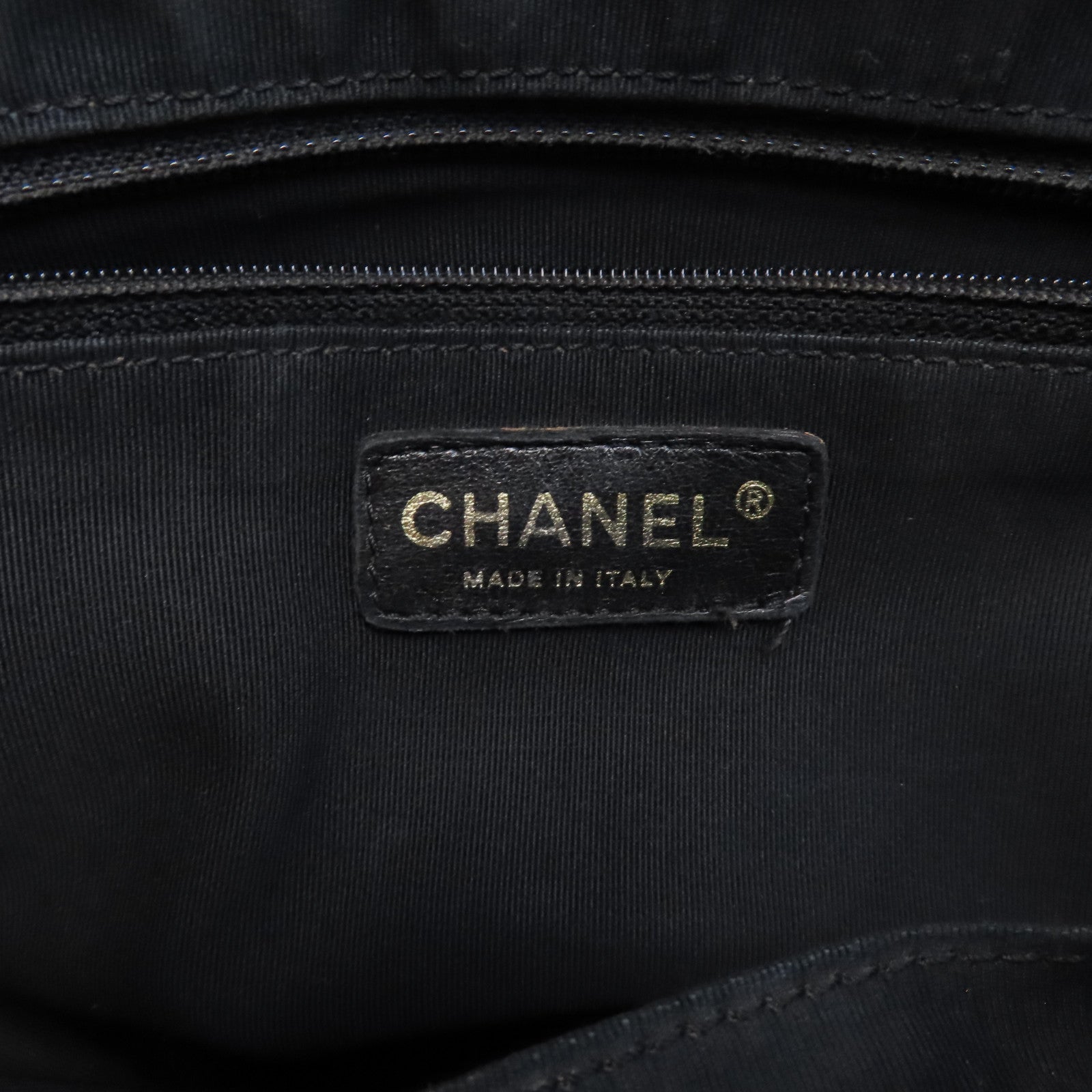 CHANEL 【激減優惠】菱格Caviar皮革Petite Timeless Tote金扣鏈帶手挽袋黑色