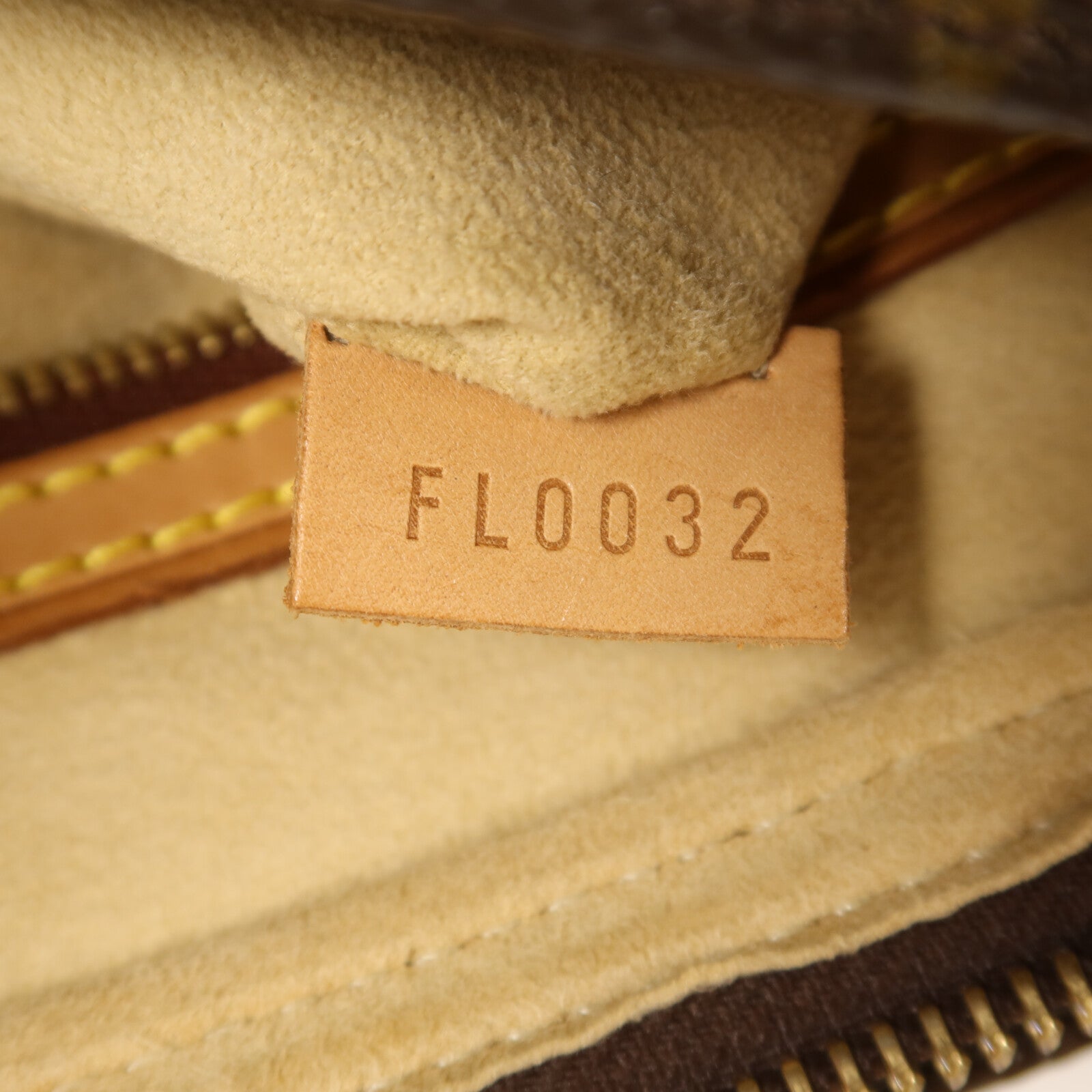 LOUIS VUITTON Monogram Looping MM金扣肩背袋