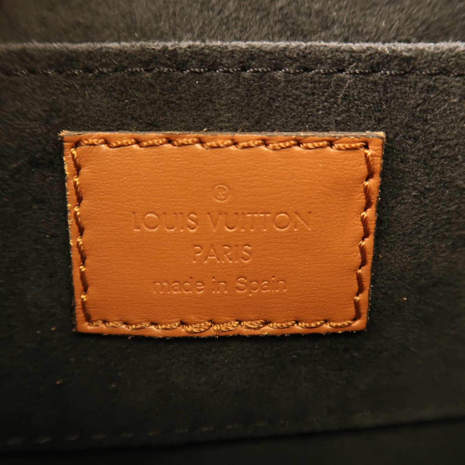 LOUIS VUITTON Monogrqam Reverse Mini Dauphine肩背袋棕色