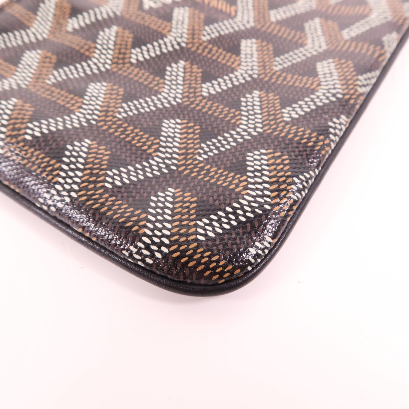 GOYARD 塗層帆布Pouch銀扣手拿包