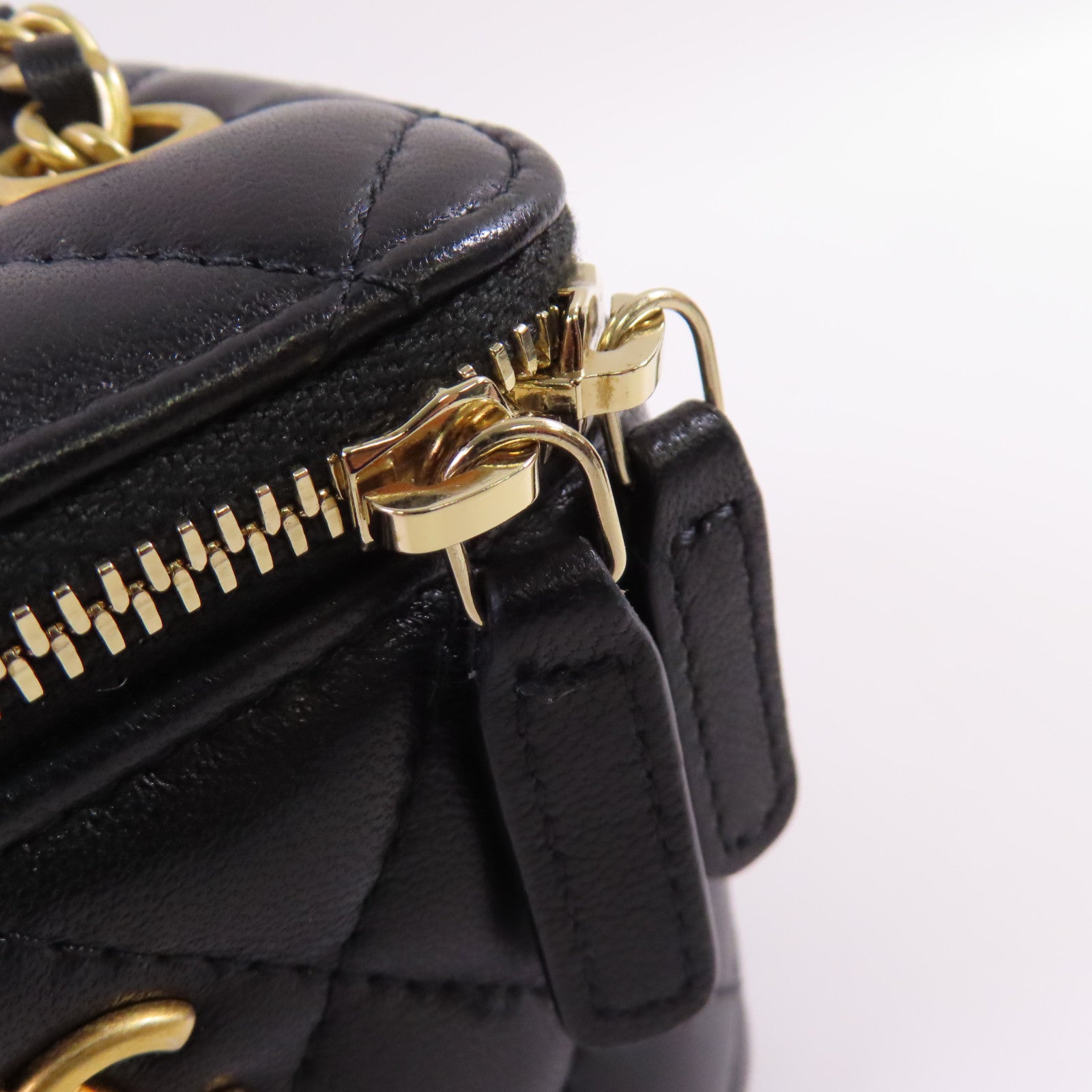 CHANEL CC GHW Mini Vanity Case Shoulder Bag Lambskin Leather