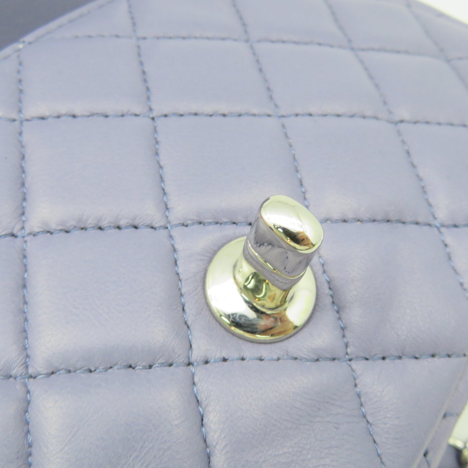 CHANEL rhombic sheepskin leather Classic Chain Shoulder Bag silver buckle chain shoulder bag light purple