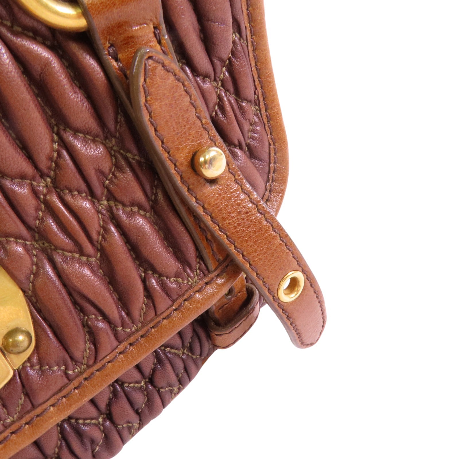 Miu Miu 羊皮皮革Shoulder Bag金扣肩背袋