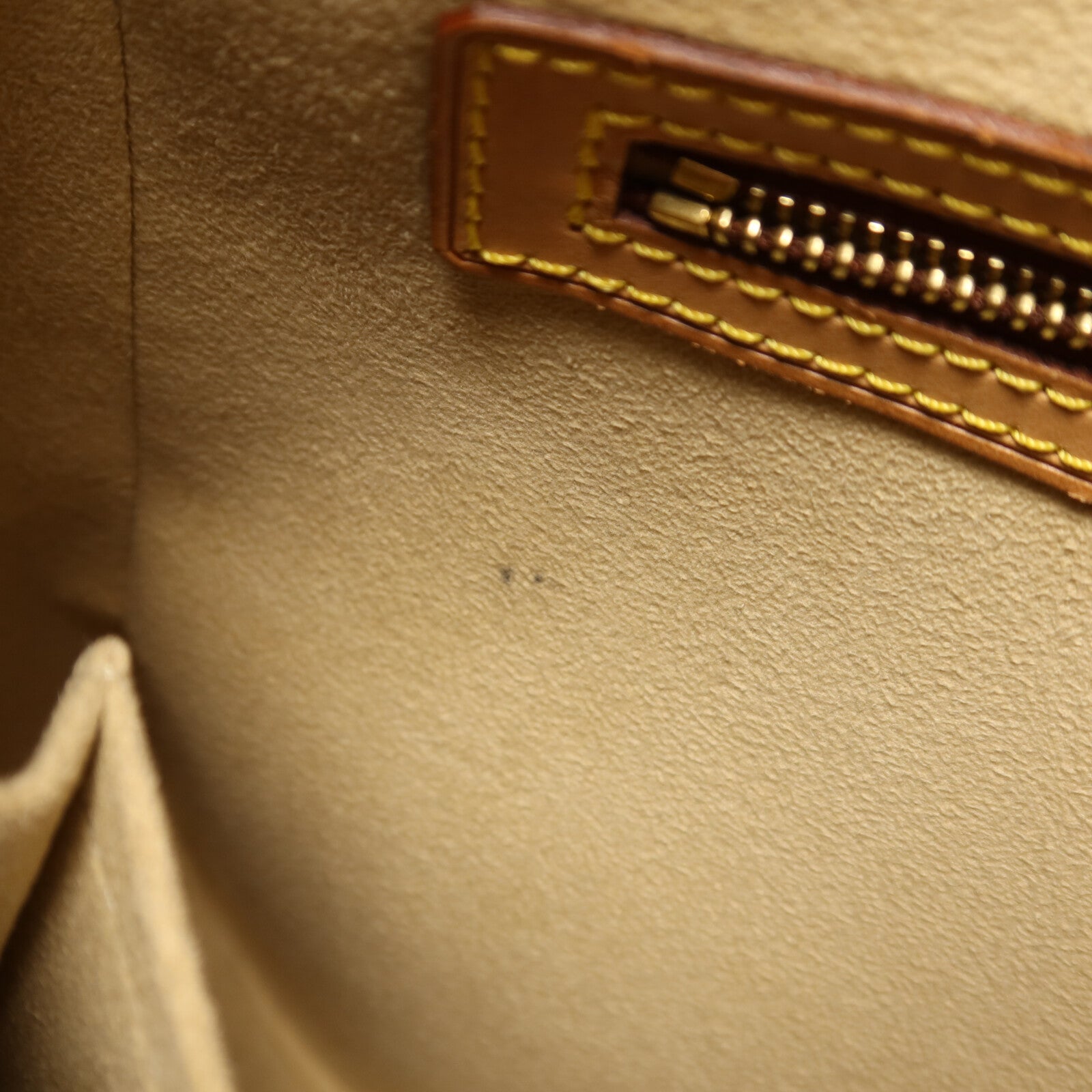 LOUIS VUITTON Monogram Looping MM金扣肩背袋