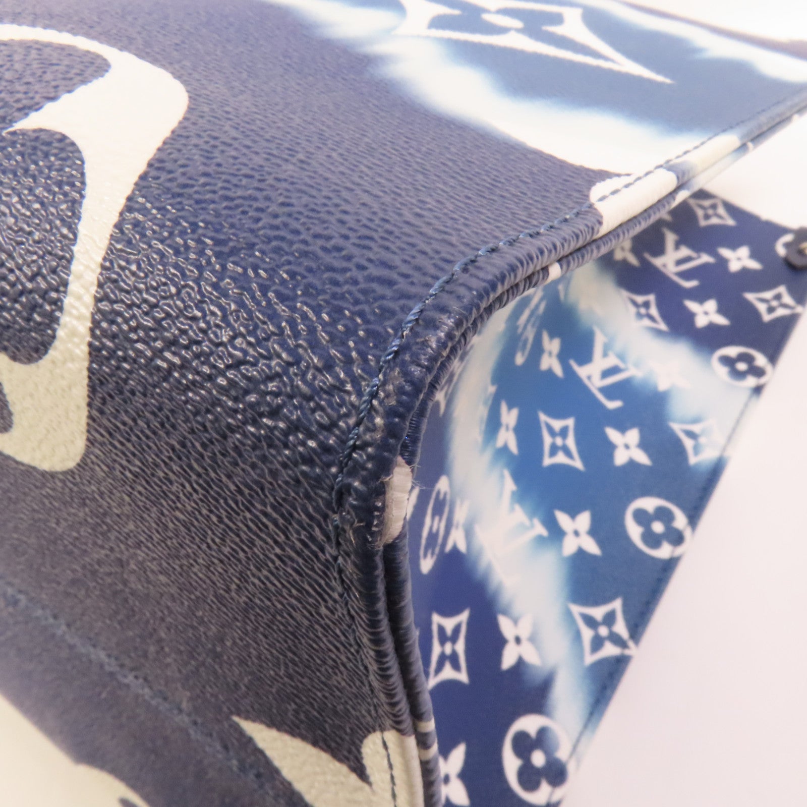 LOUIS VUITTON 【激減優惠】Monogram Escale On The Go銀扣手挽肩背兩用袋
