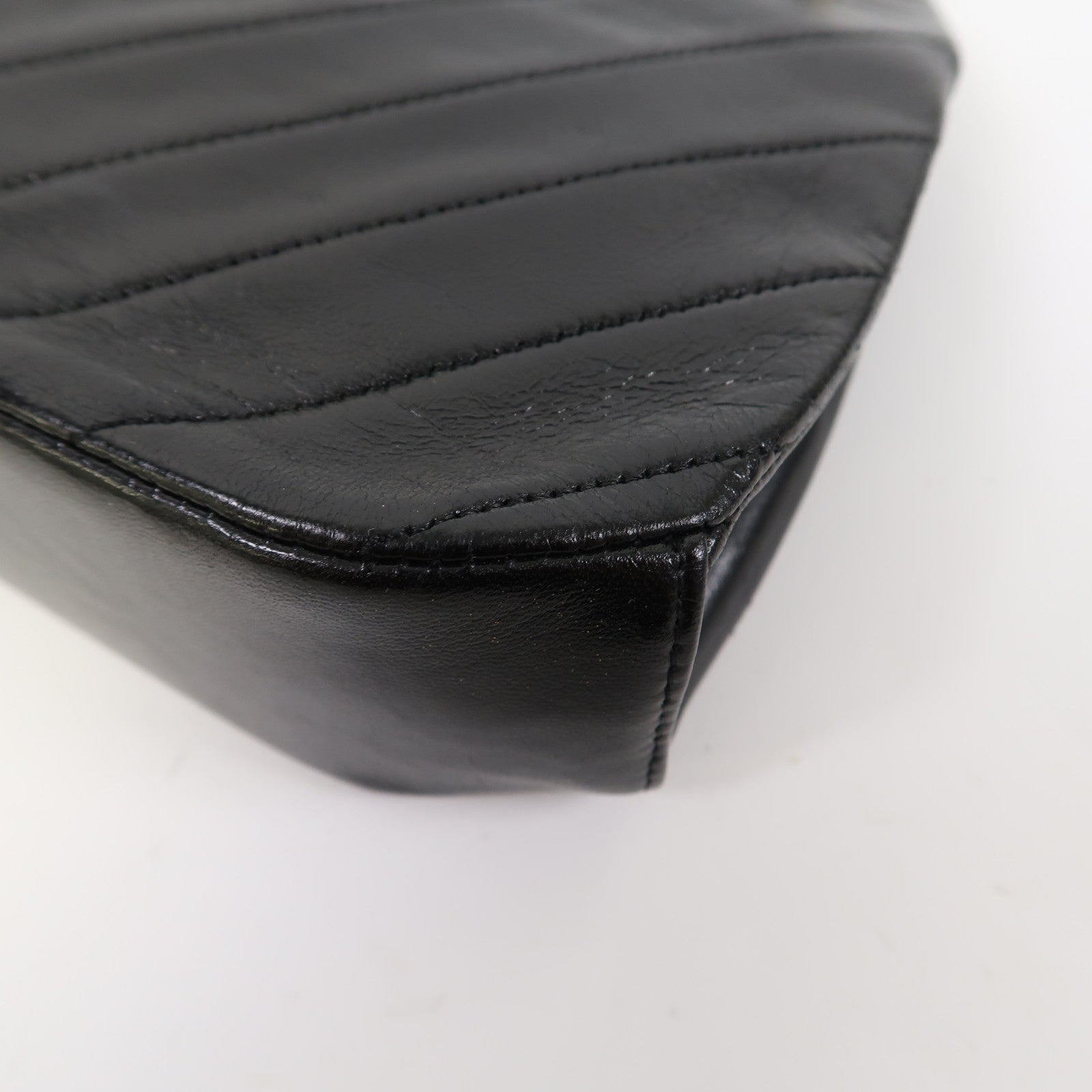 CHANEL 【激減優惠】牛皮皮革Chain Shoulder金扣鏈帶肩背袋黑色