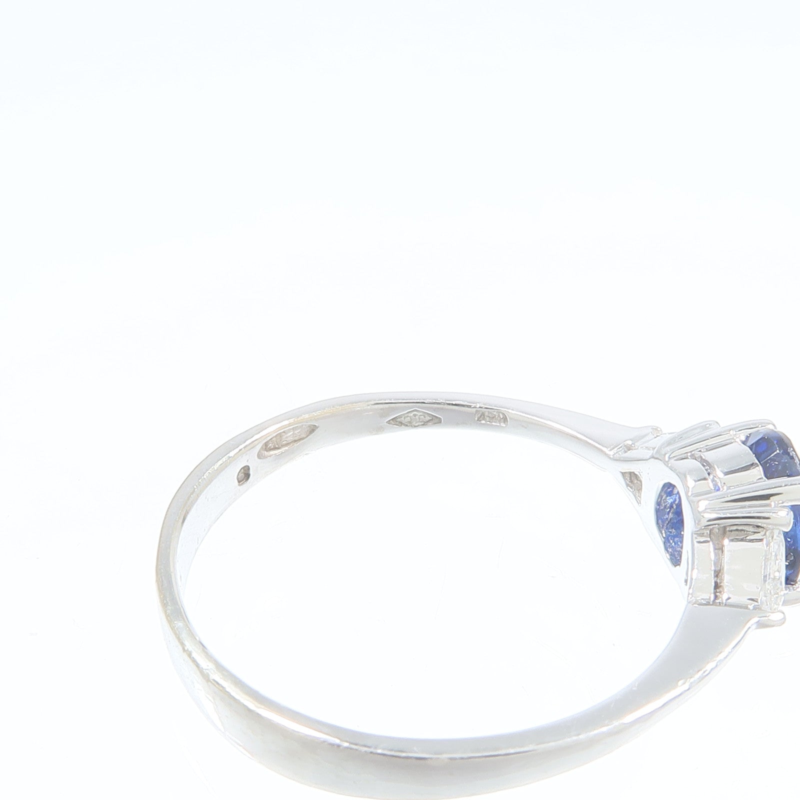 JEWELRY 18K白金Sapphire Ring藍寶石戒指