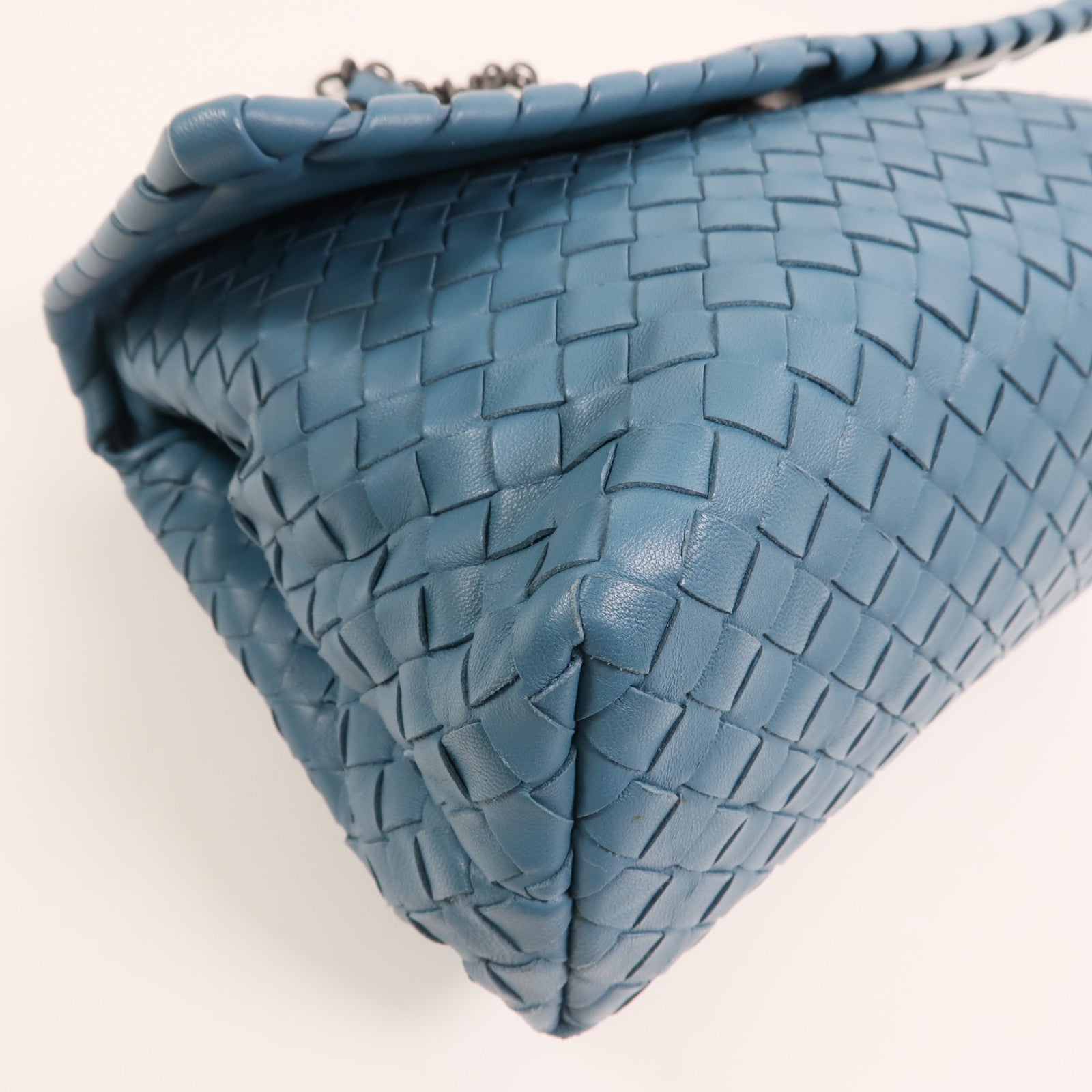 BOTTEGA VENETA 羊皮皮革Olimpia銀扣肩背袋