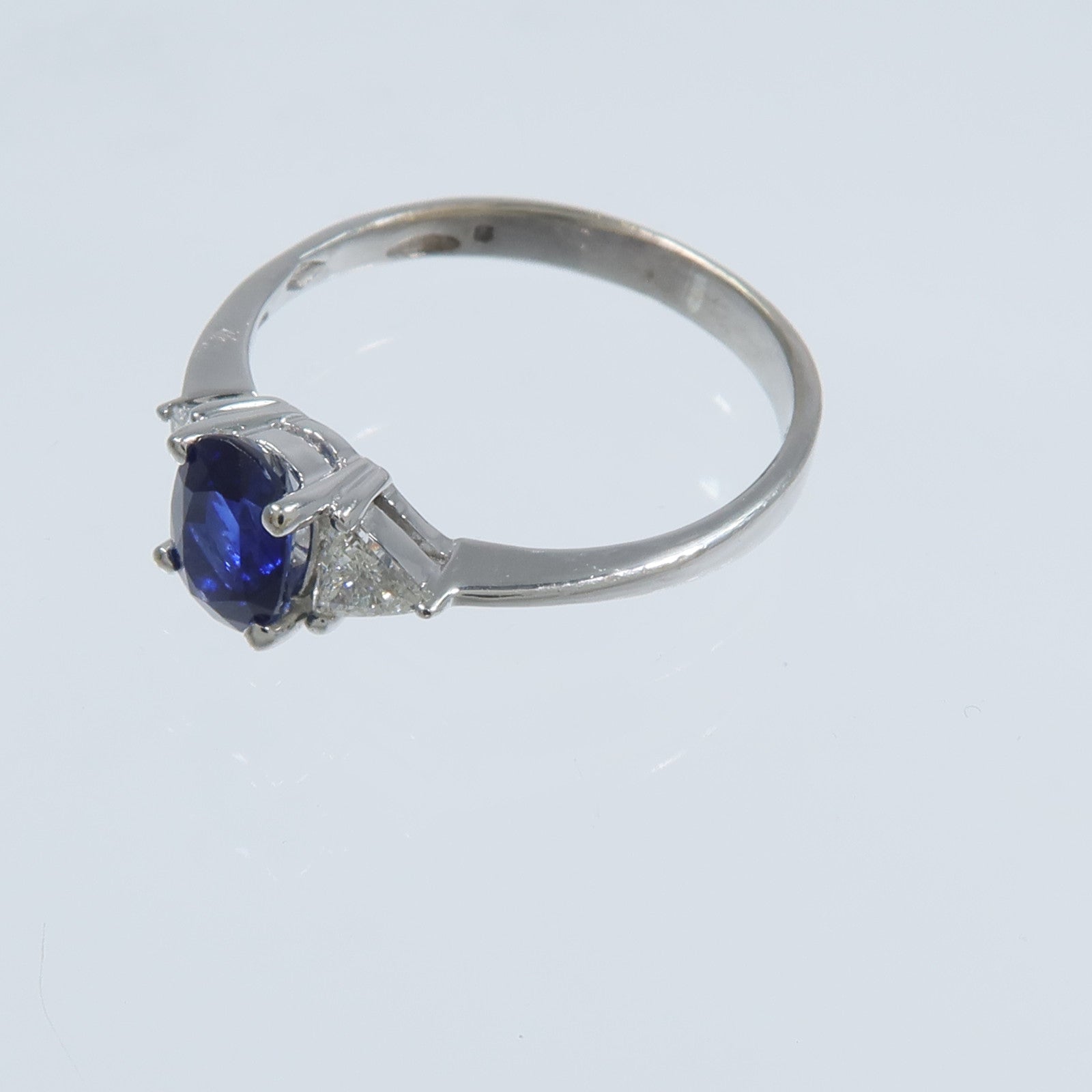 JEWELRY 18K白金Sapphire Ring藍寶石戒指