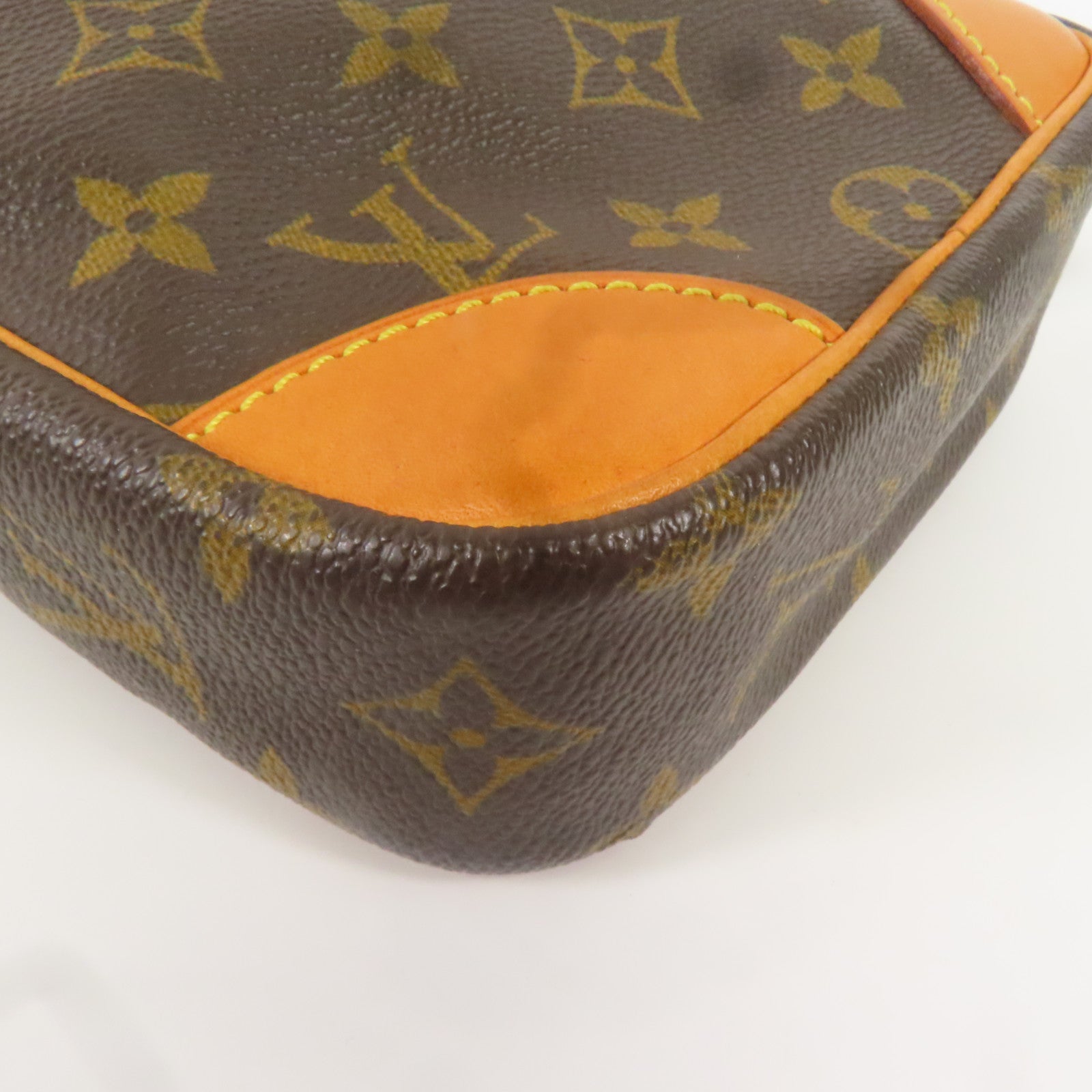 LOUIS VUITTON Monogram Danube金扣肩背袋棕色