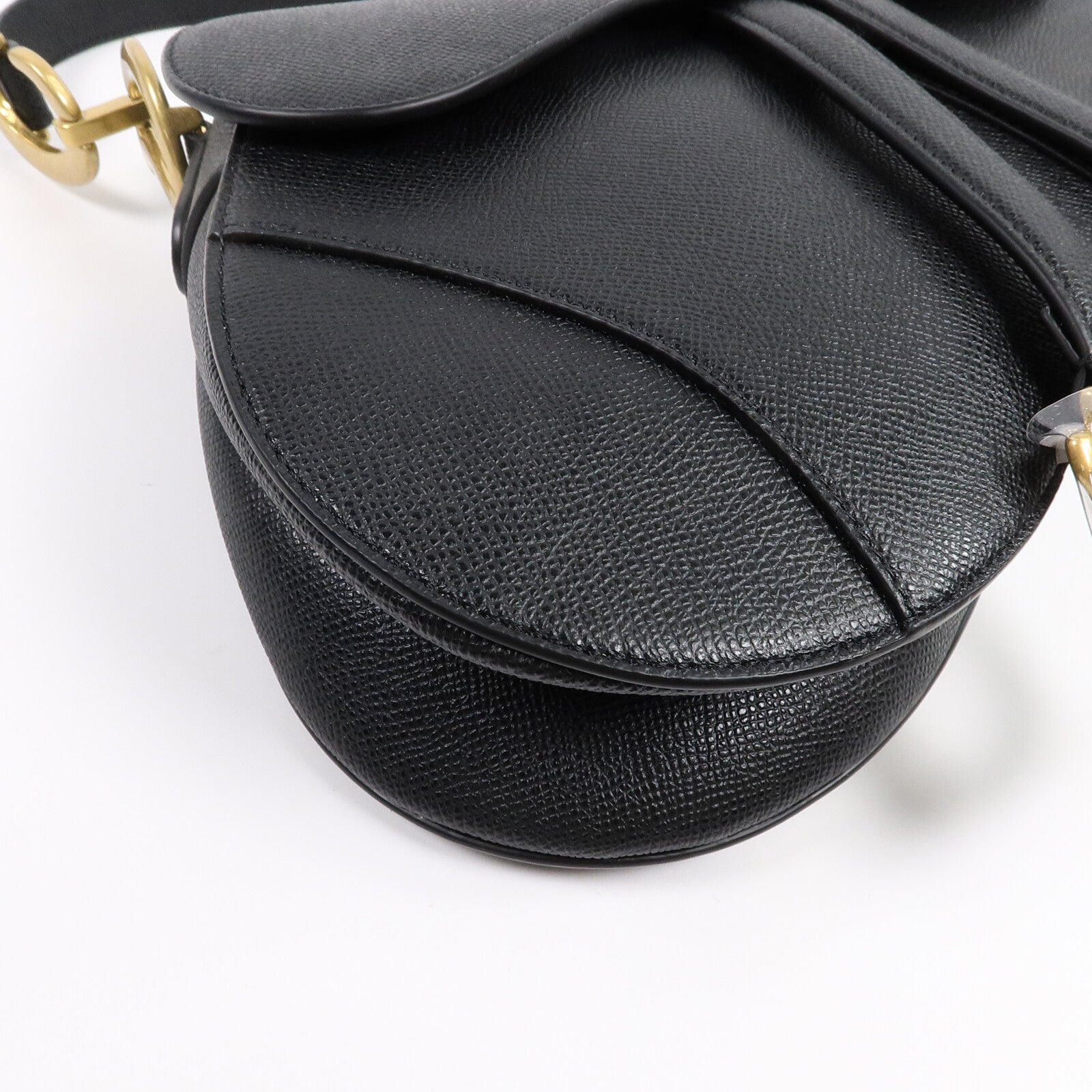 Dior 牛皮皮革Saddle Medium肩背袋