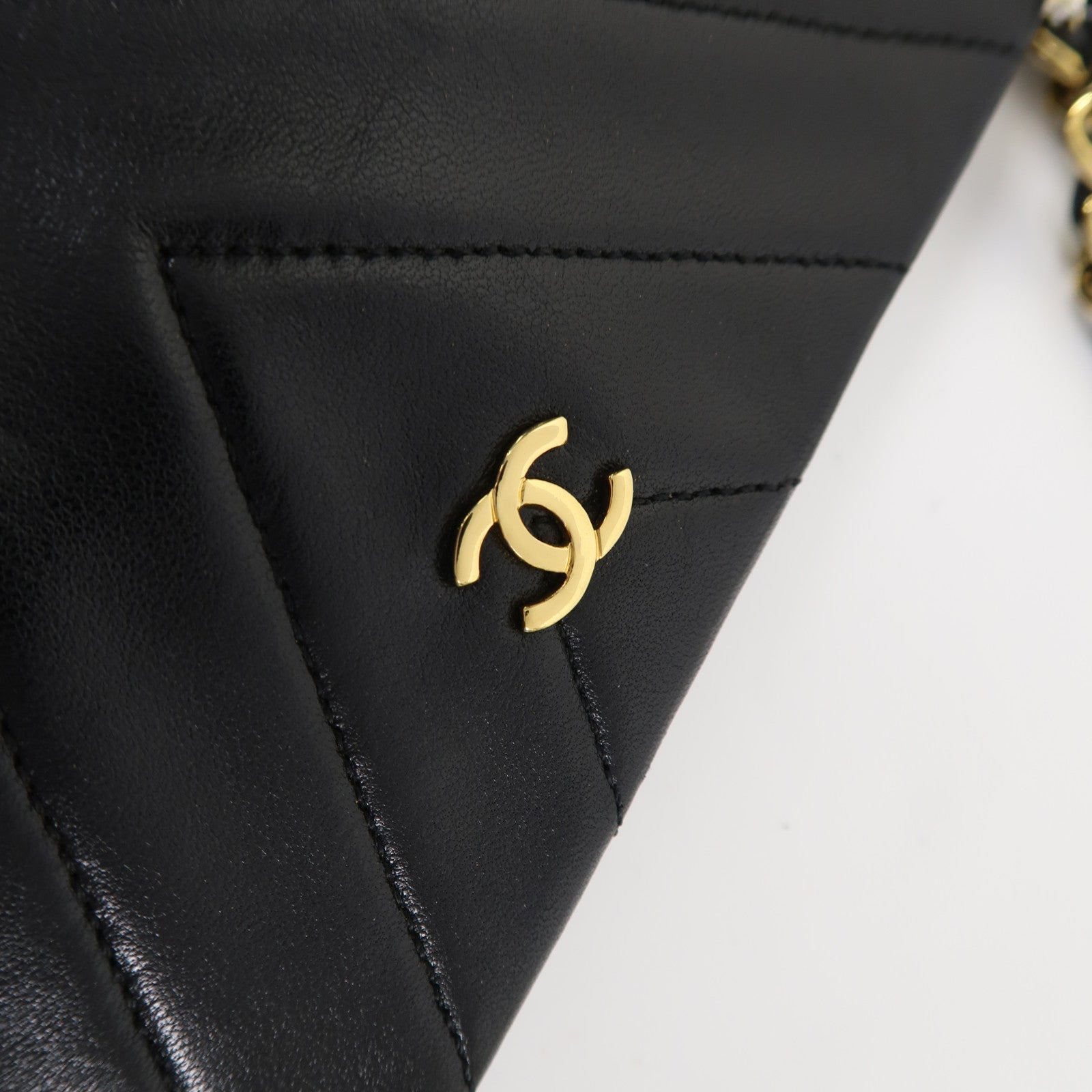 CHANEL 【激減優惠】牛皮皮革Chain Shoulder金扣鏈帶肩背袋黑色
