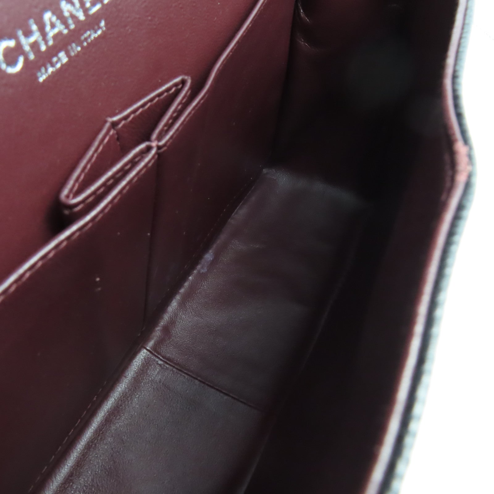 CHANEL 【激減優惠】菱格Caviar皮革Classic銀扣鏈帶肩背袋黑色