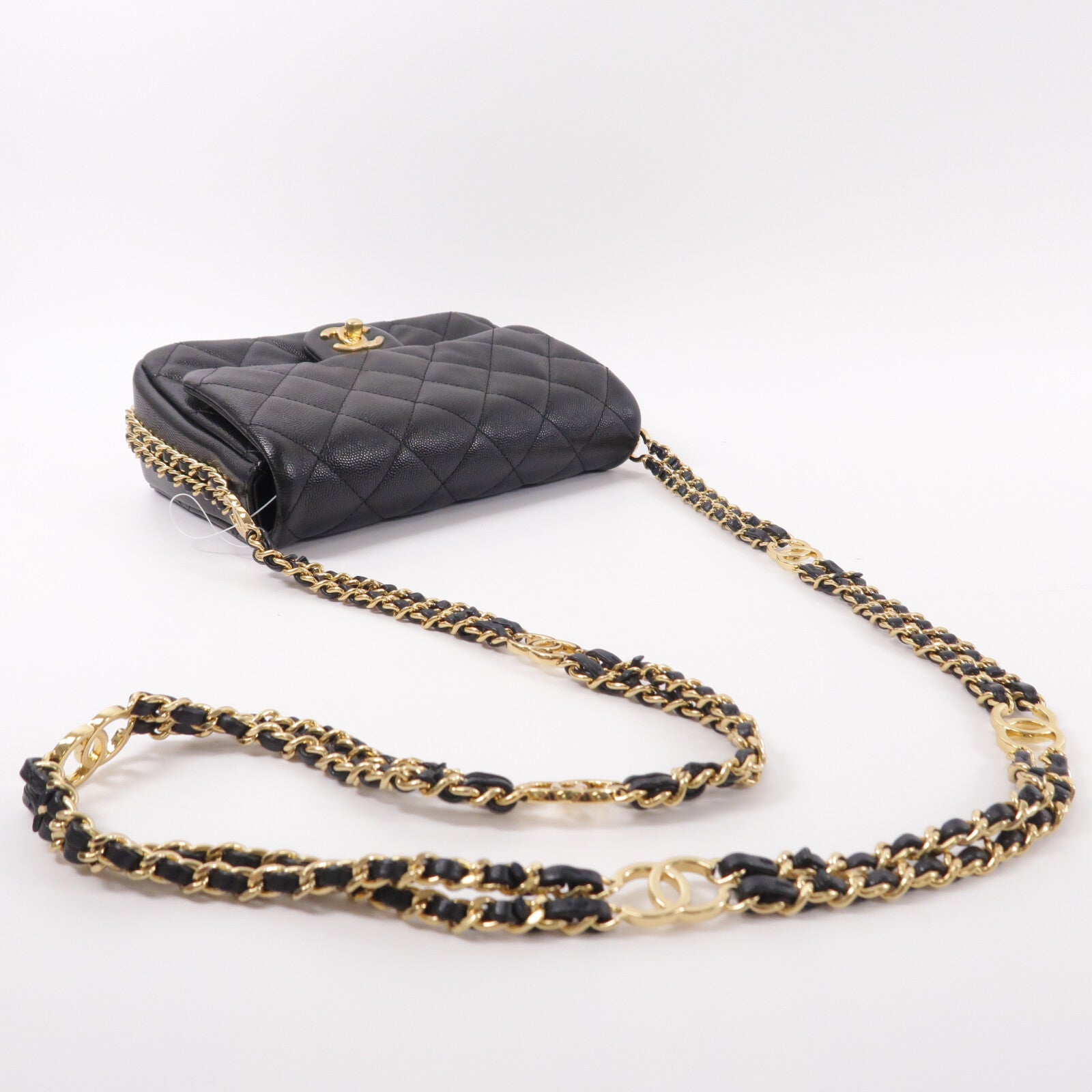 CHANEL 牛皮皮革22P Mini Flap Bag鏈帶肩背袋