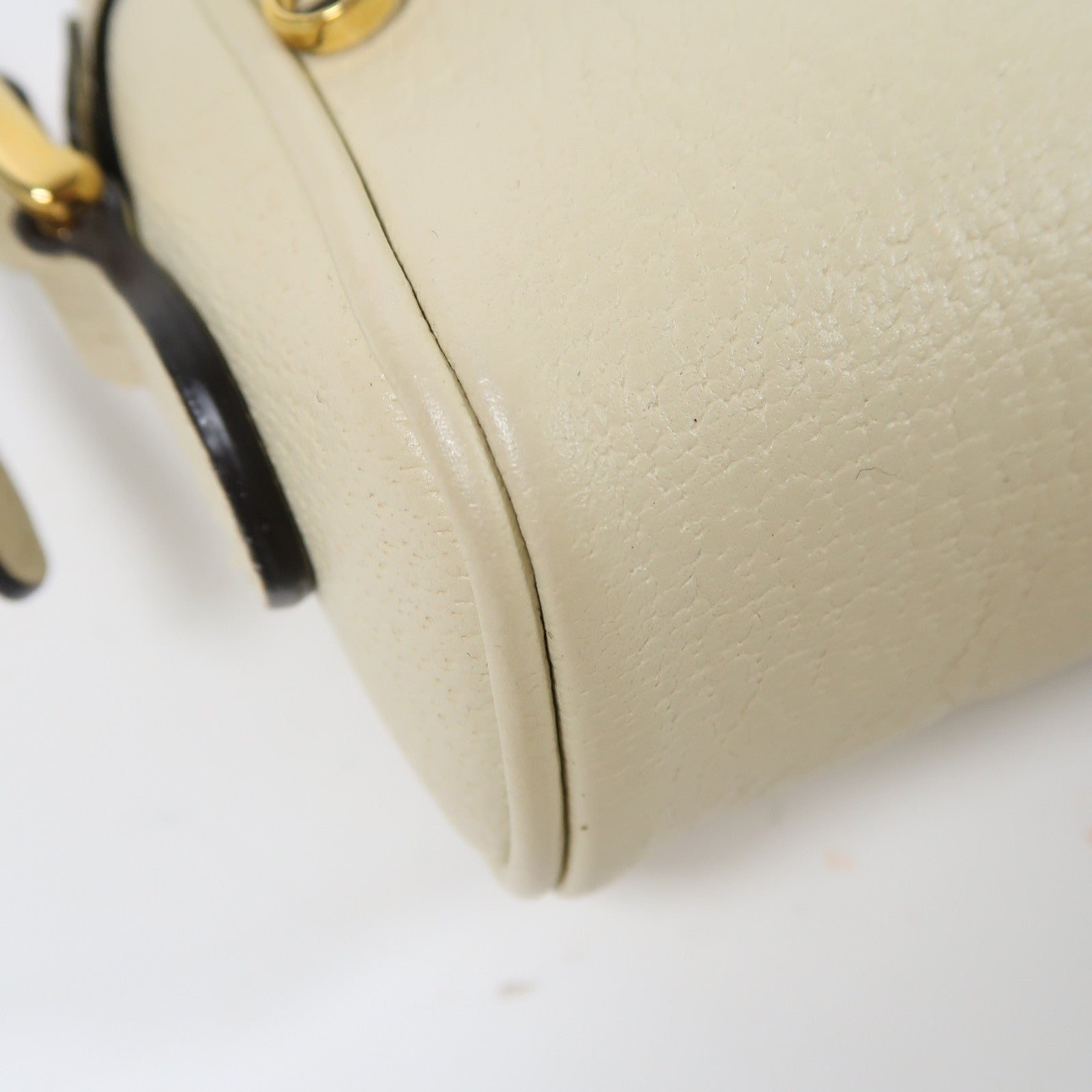 GUCCI 牛皮皮革Shoulder Bag金扣肩背袋白色