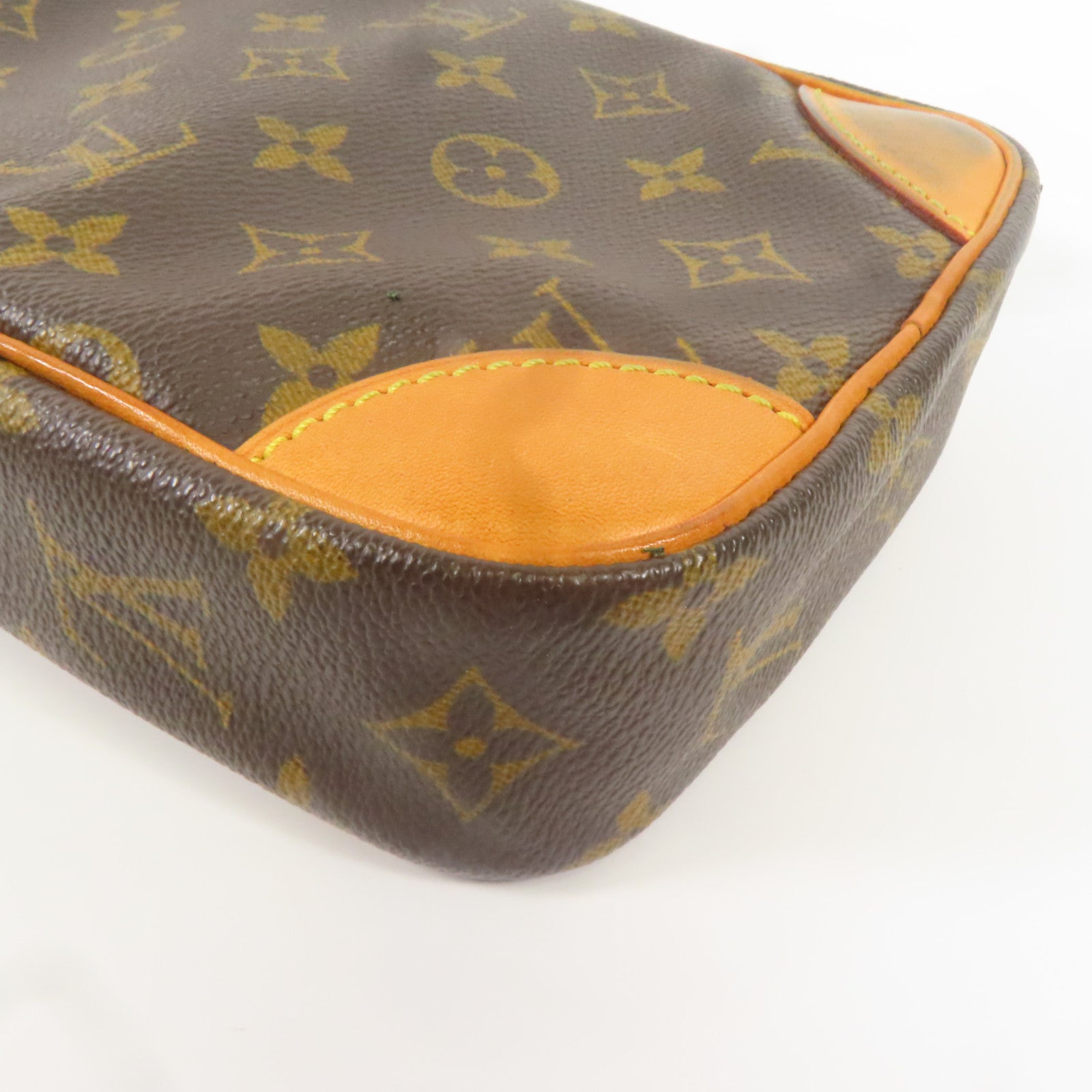LOUIS VUITTON Monogram Danube金扣肩背袋棕色