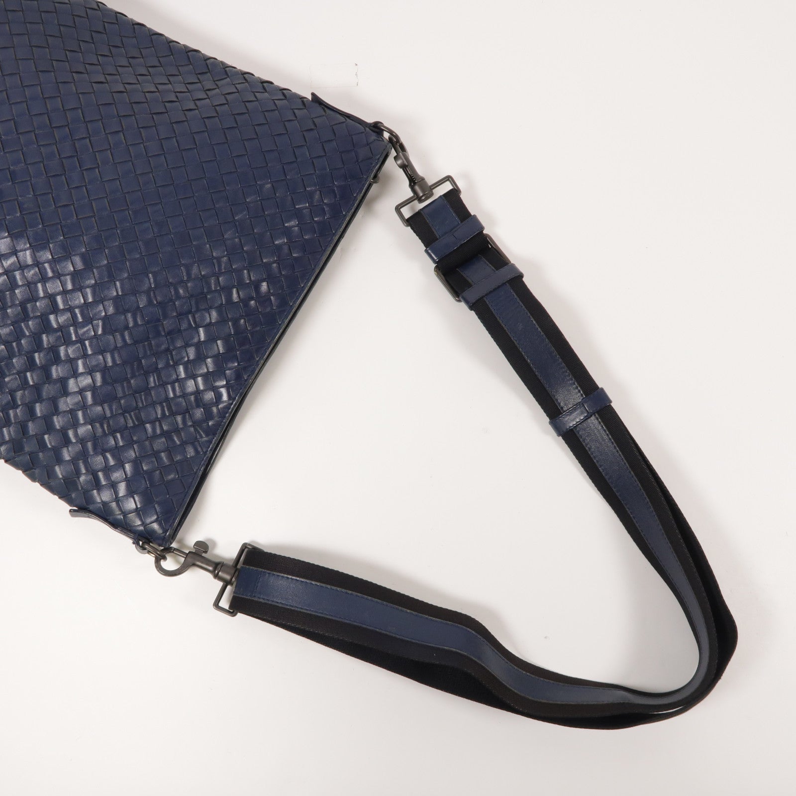 BOTTEGA VENETA BV Shoulder Bag Calfskin Leather Navy