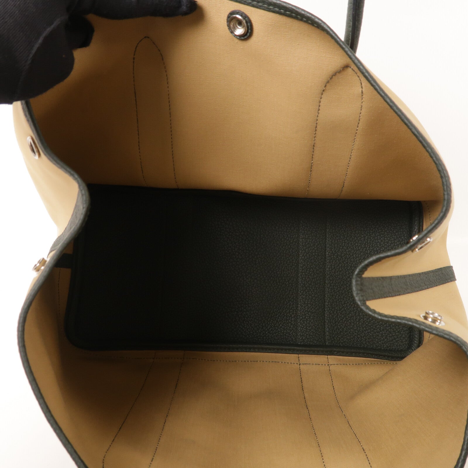 HERMES 帆布GardenParty PM銀扣手挽袋Vert Amande/Trench