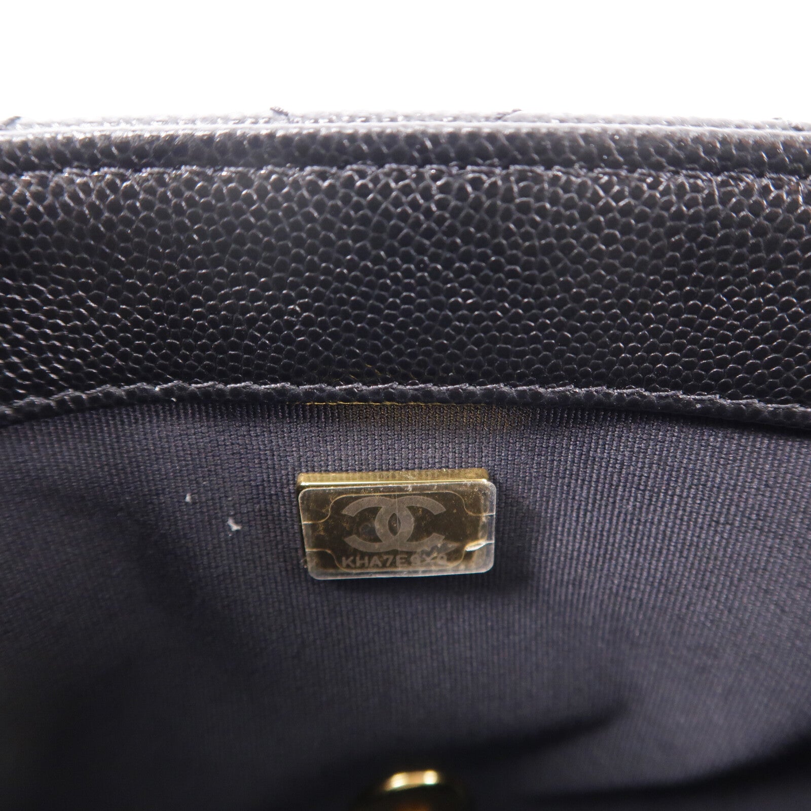 CHANEL 牛皮皮革22P Mini Flap Bag鏈帶肩背袋