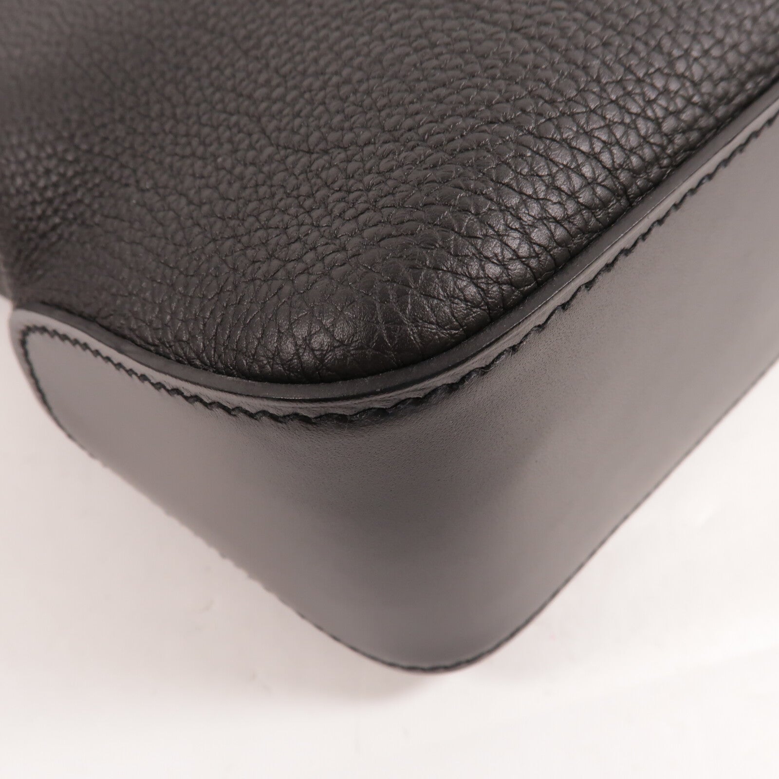 HERMES Togo皮革Citynews Messenger肩背袋Noir
