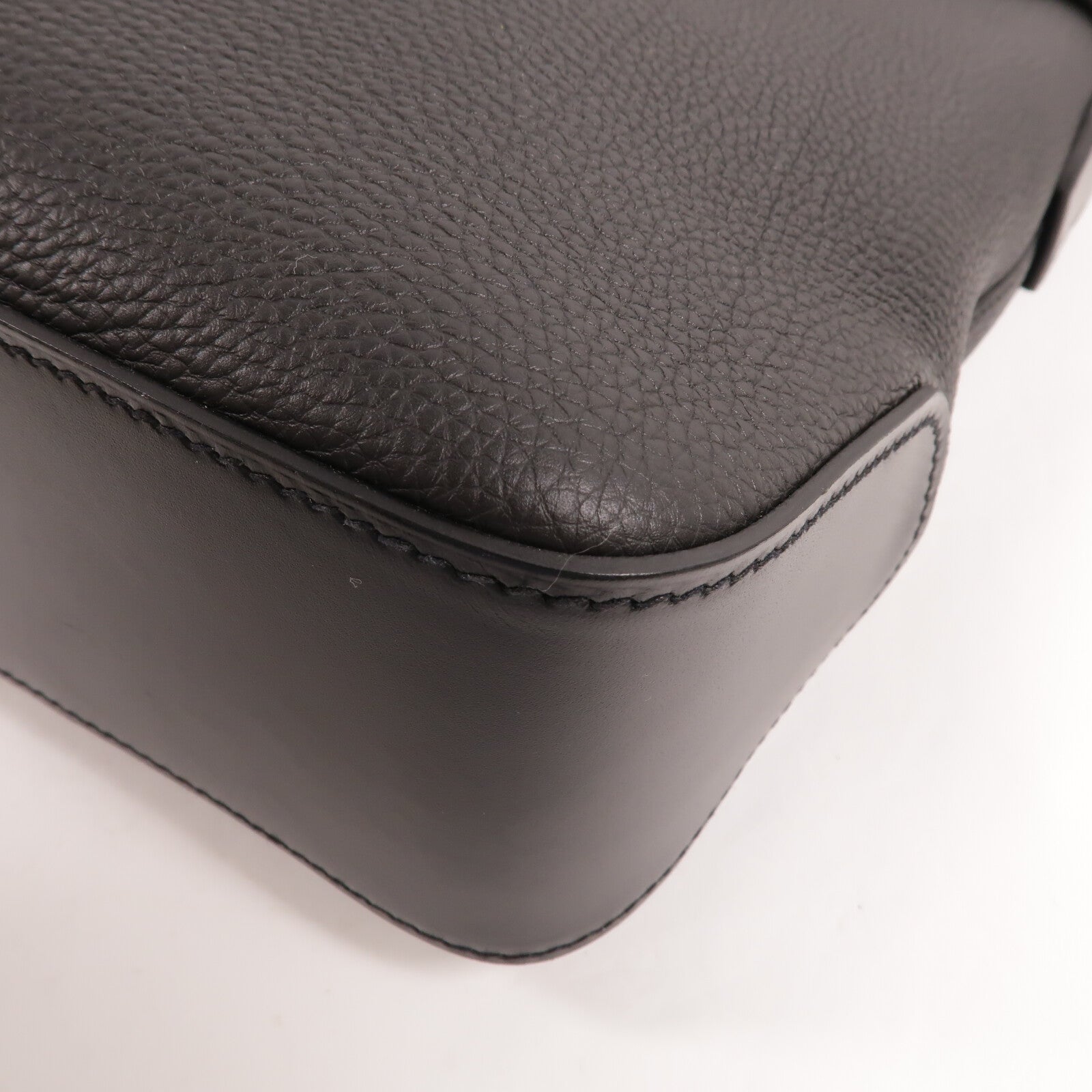 HERMES Togo皮革Citynews Messenger肩背袋Noir
