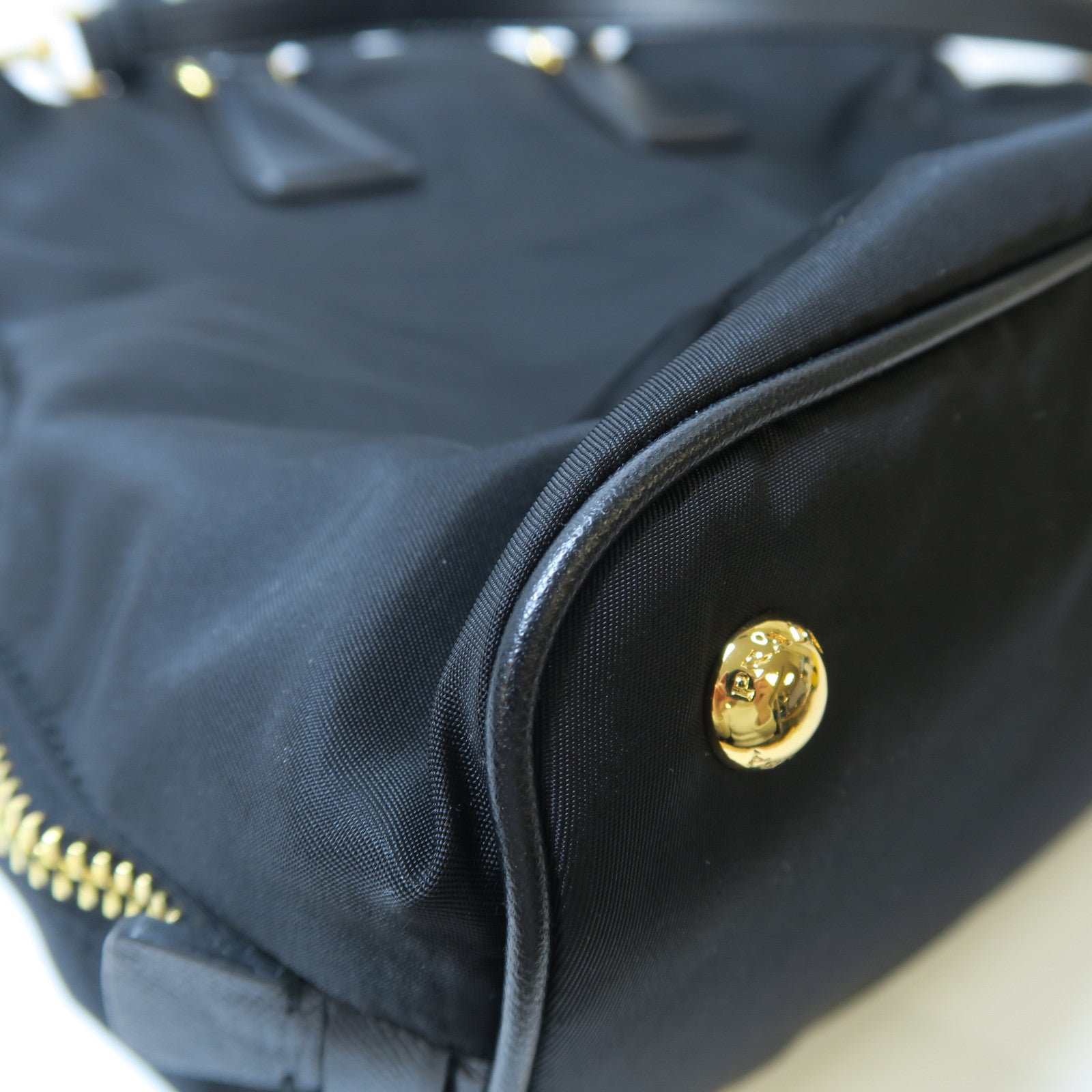PRADA 尼龍Tote Bag金扣手挽肩背兩用袋黑色