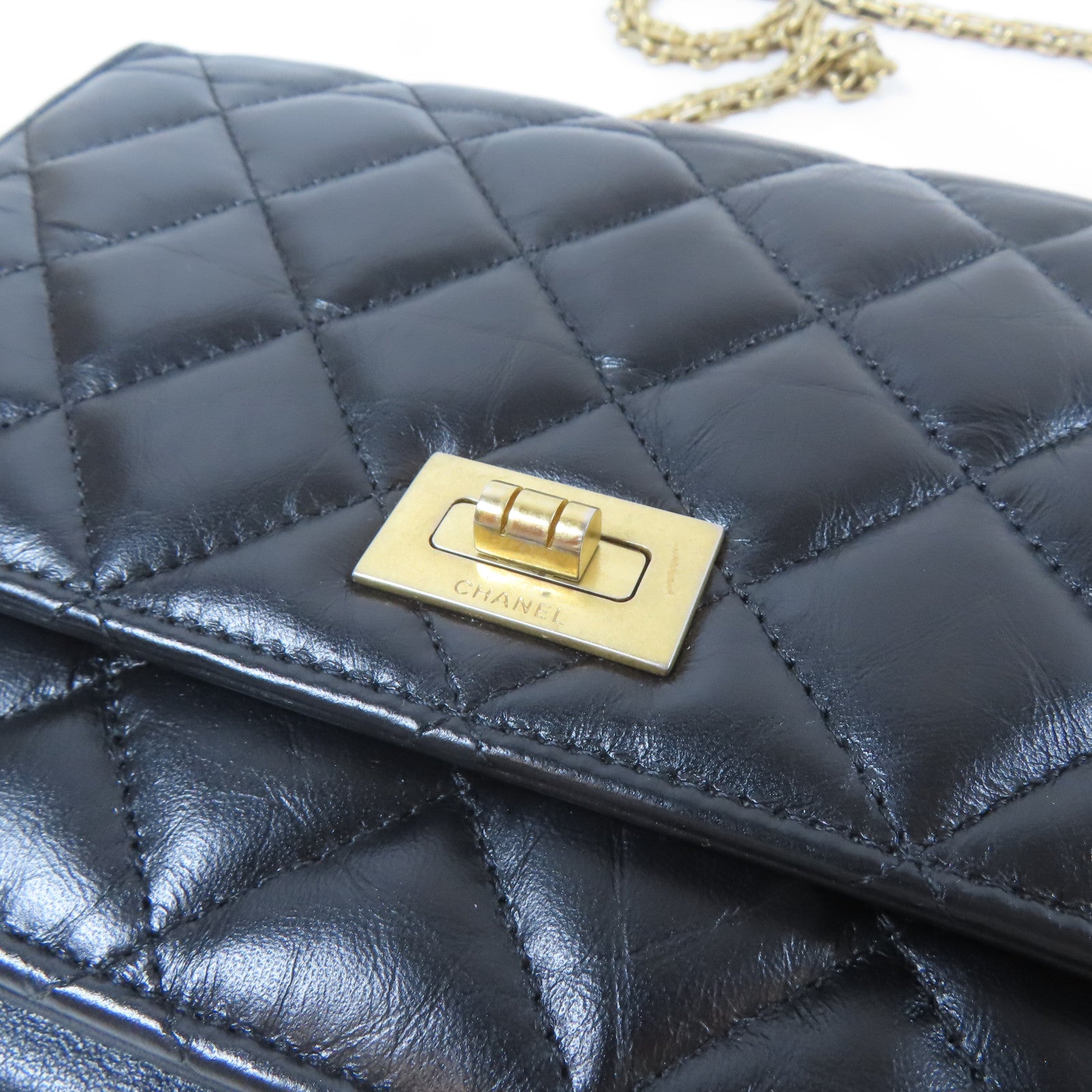 CHANEL 【激減優惠】菱格羊皮皮革2.55 Wallet On Chain金扣鏈帶肩背袋黑色