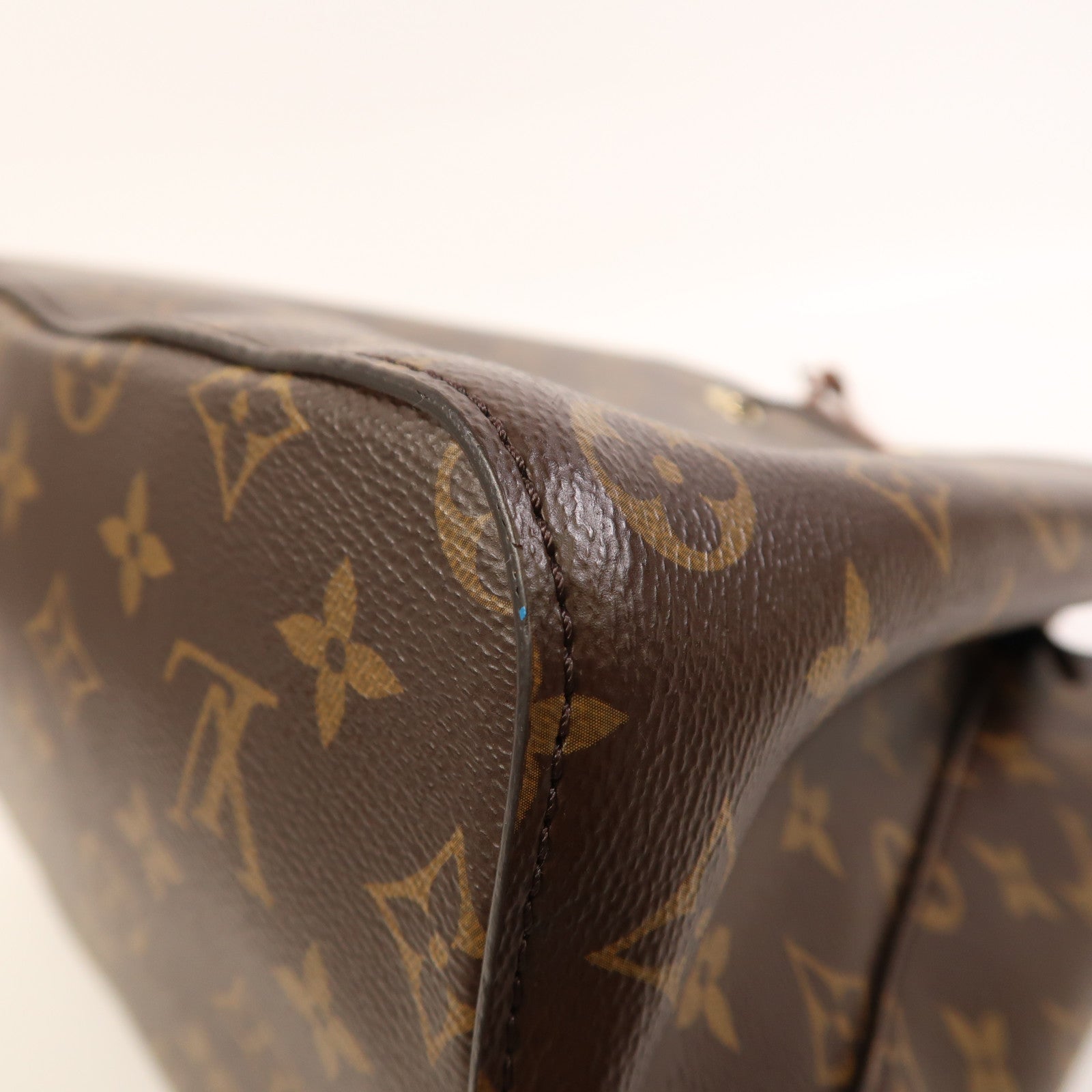 LOUIS VUITTON Monogram NeoNoe MM金扣肩背袋棕色