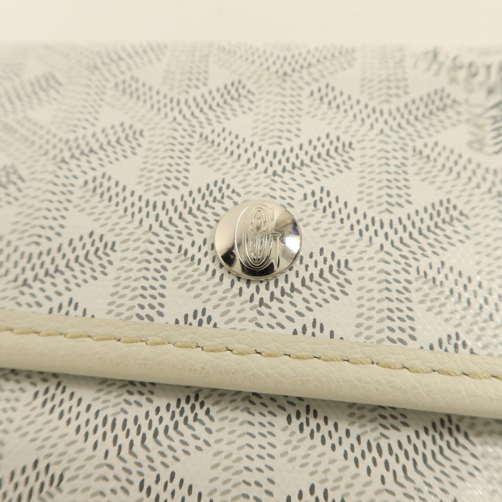 GOYARD 塗層帆布Boheme Hobo銀扣肩背袋
