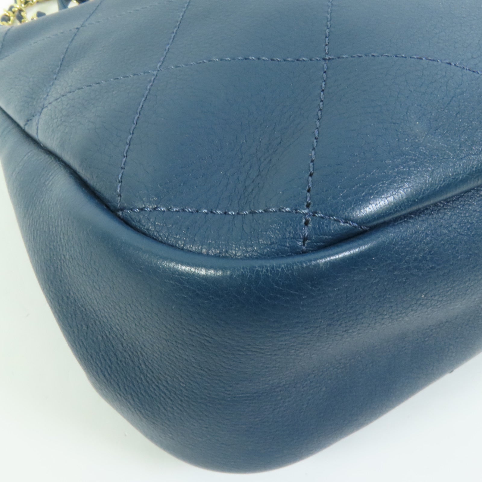 CHANEL 牛皮皮革Chain Shoulder鏈帶肩背袋