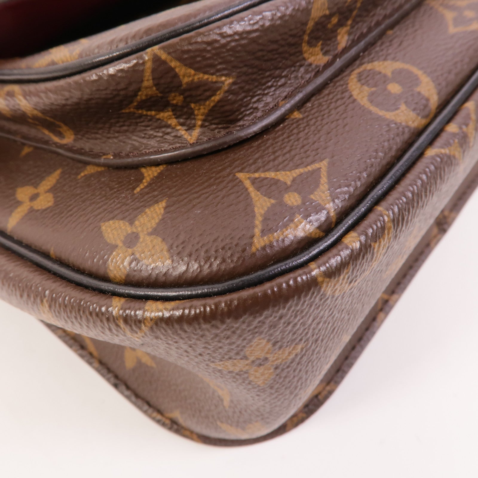 LOUIS VUITTON Monogram Passy鏈帶肩背袋
