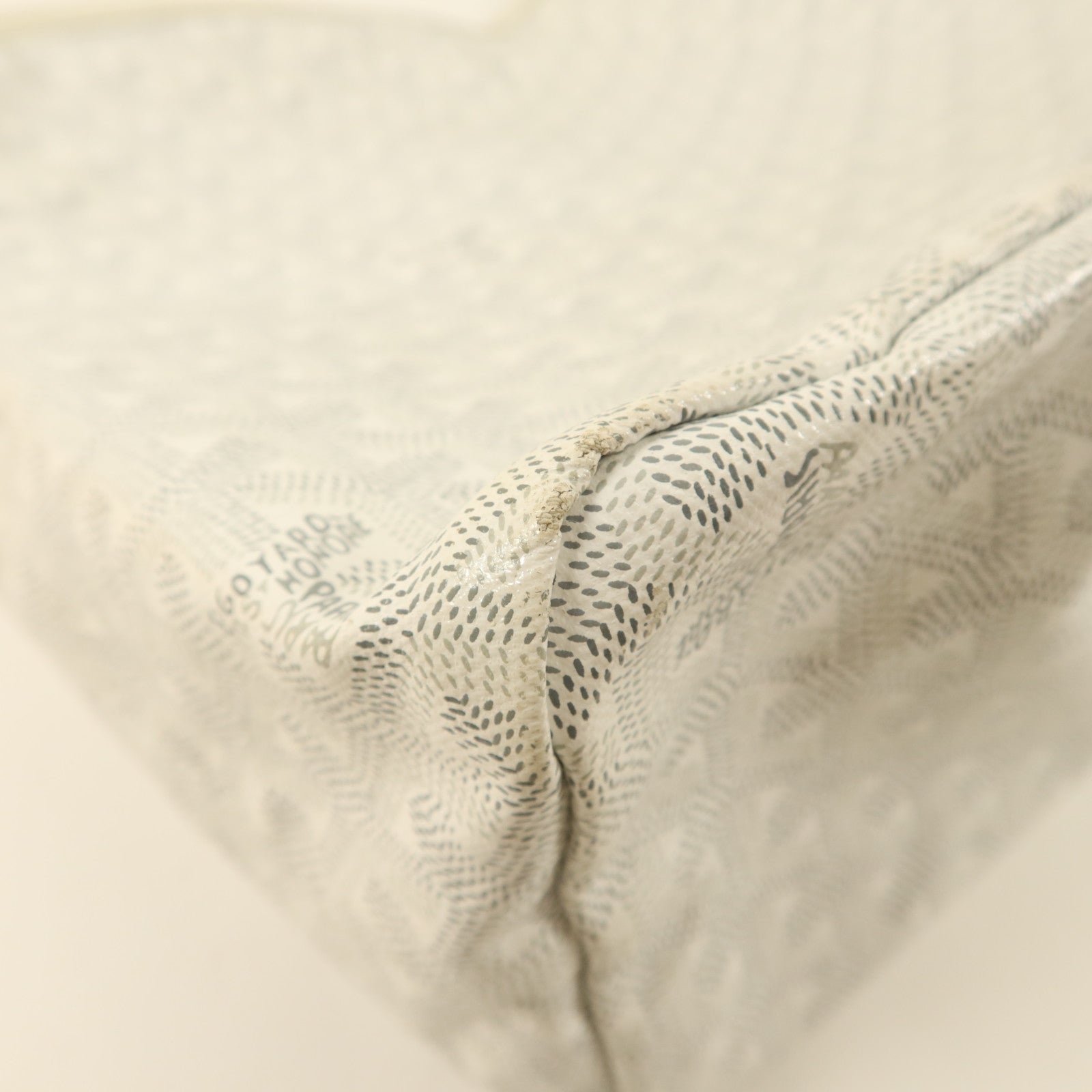 GOYARD 塗層帆布Boheme Hobo銀扣肩背袋