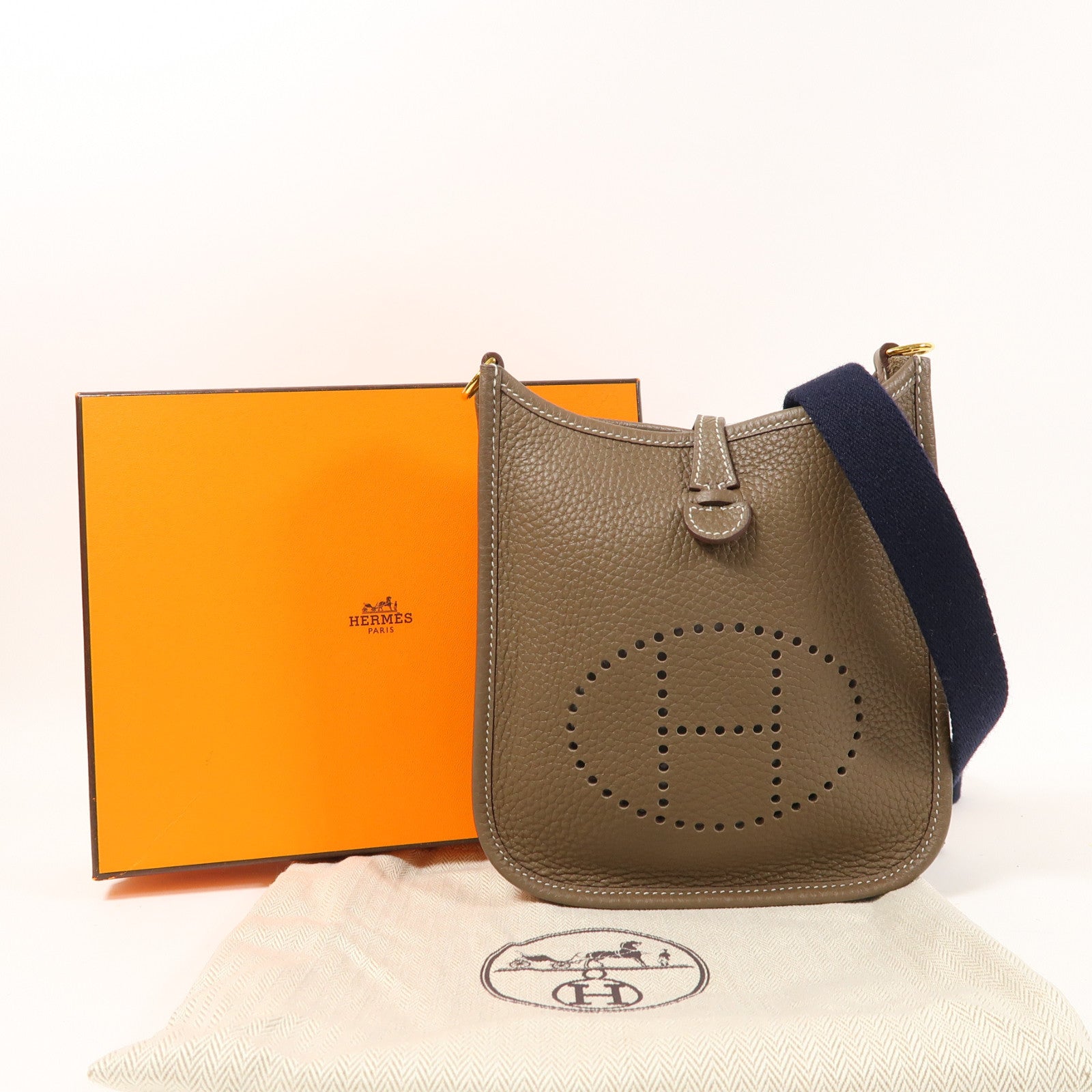HERMES Clemence皮革Evelyne TPM金扣肩背袋Etoupe/大象灰