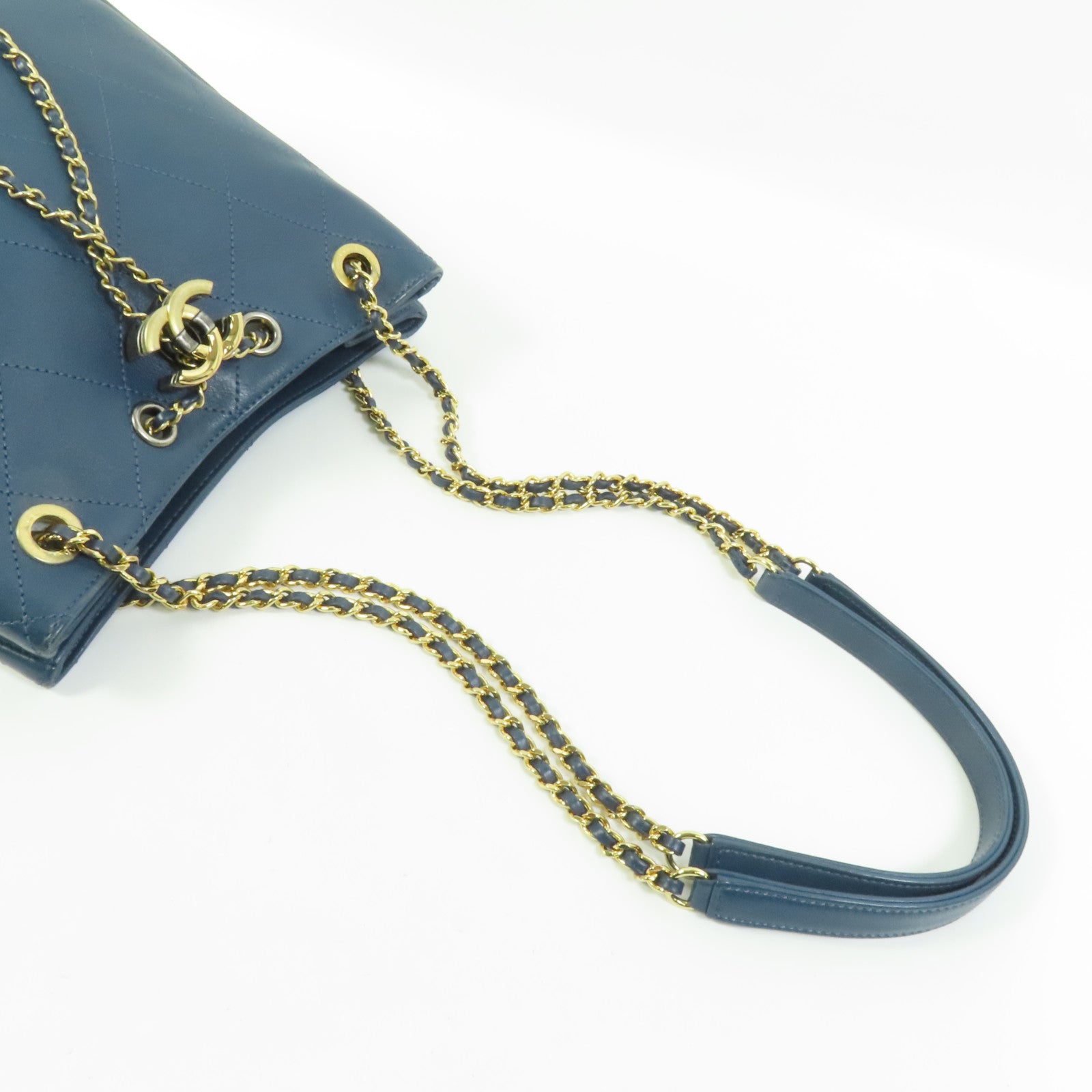 CHANEL 牛皮皮革Chain Shoulder鏈帶肩背袋