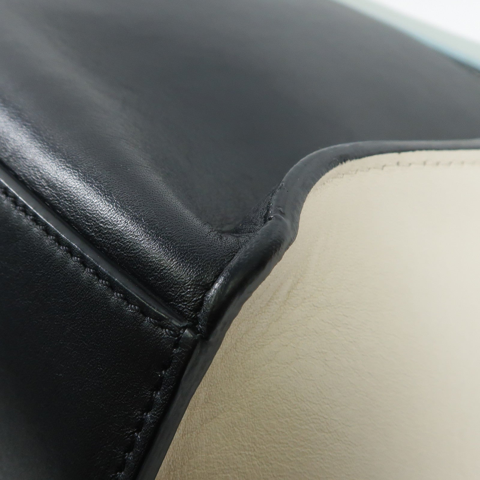 CELINE 【激減優惠】牛皮皮革Trapeze銀扣手挽袋