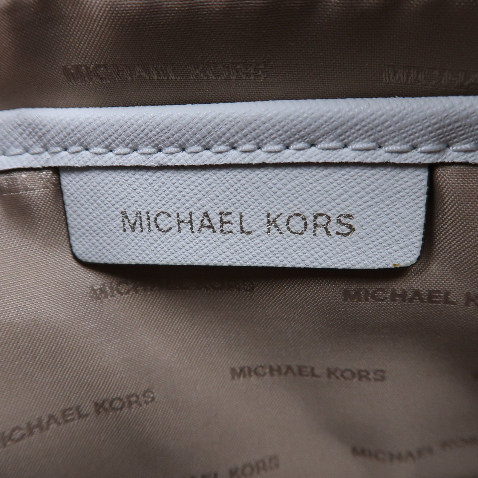 Michael Kors 皮革Jet Set Travel Medium金扣鏈帶肩背袋白色