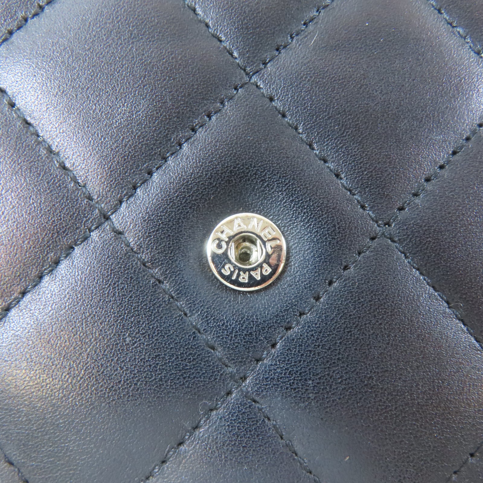 CHANEL 【激減優惠】菱格牛皮皮革Cambon Wallet On Chain銀扣鏈帶肩背袋黑色