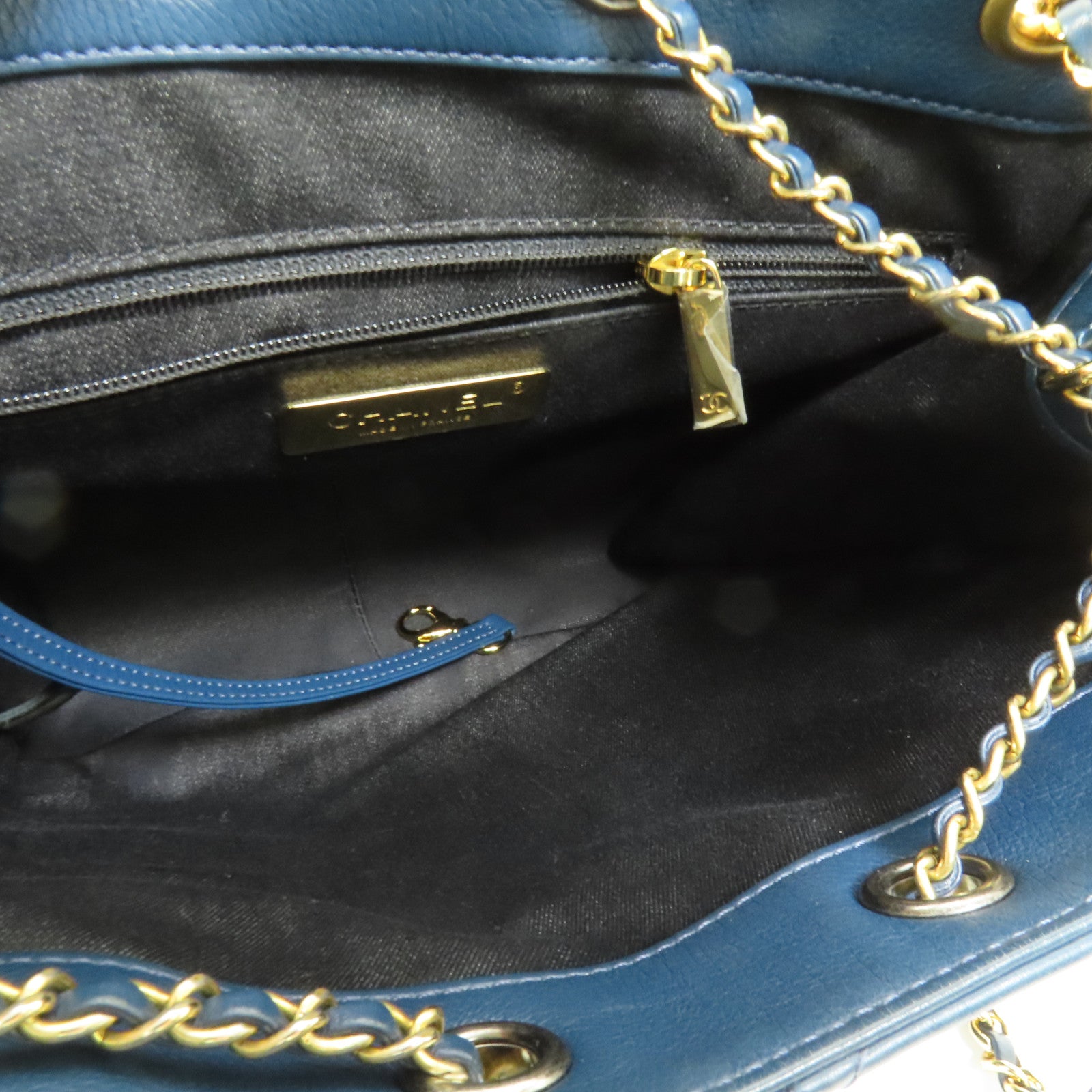 CHANEL 牛皮皮革Chain Shoulder鏈帶肩背袋