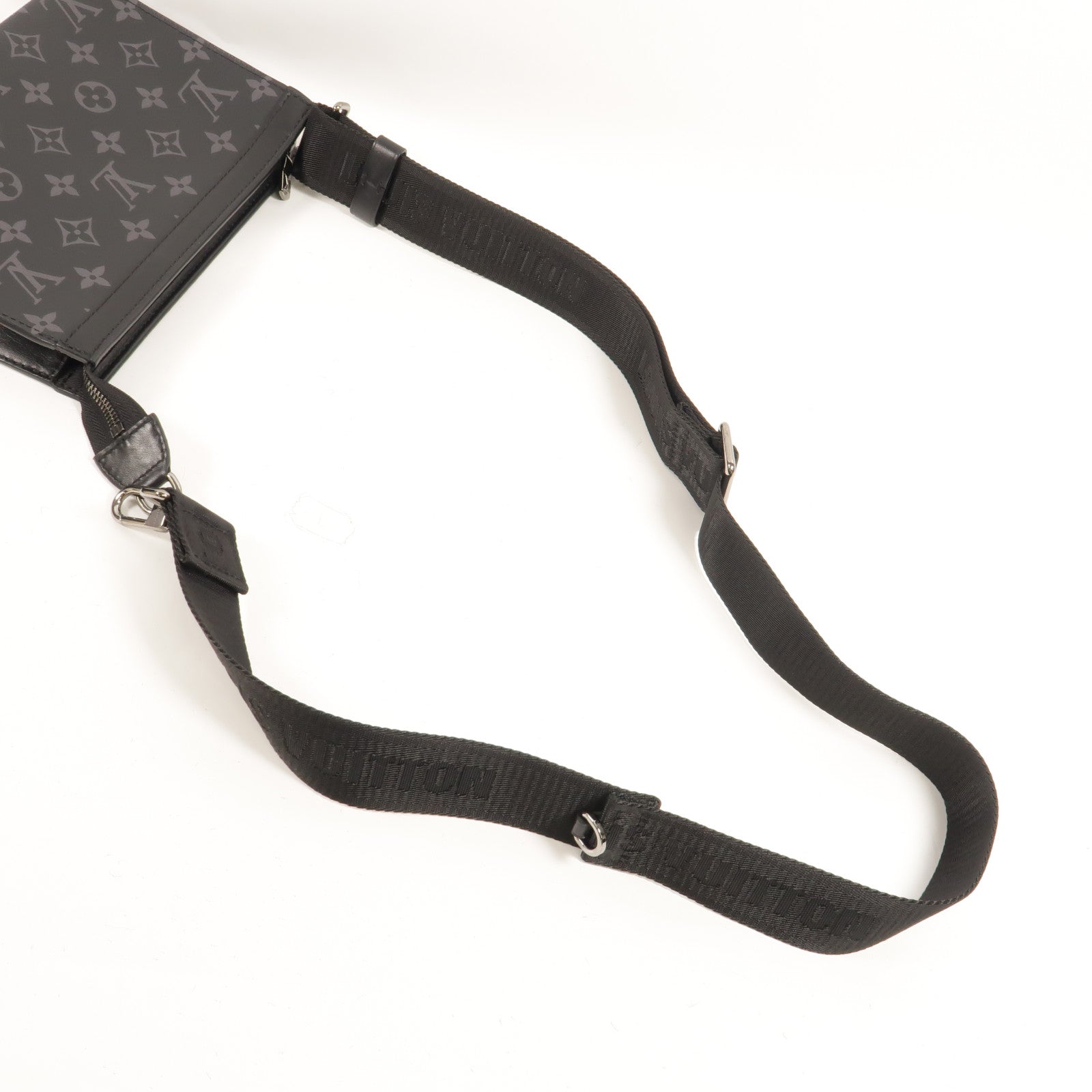 LOUIS VUITTON Monogram Eclipse Gaston銀扣肩背袋