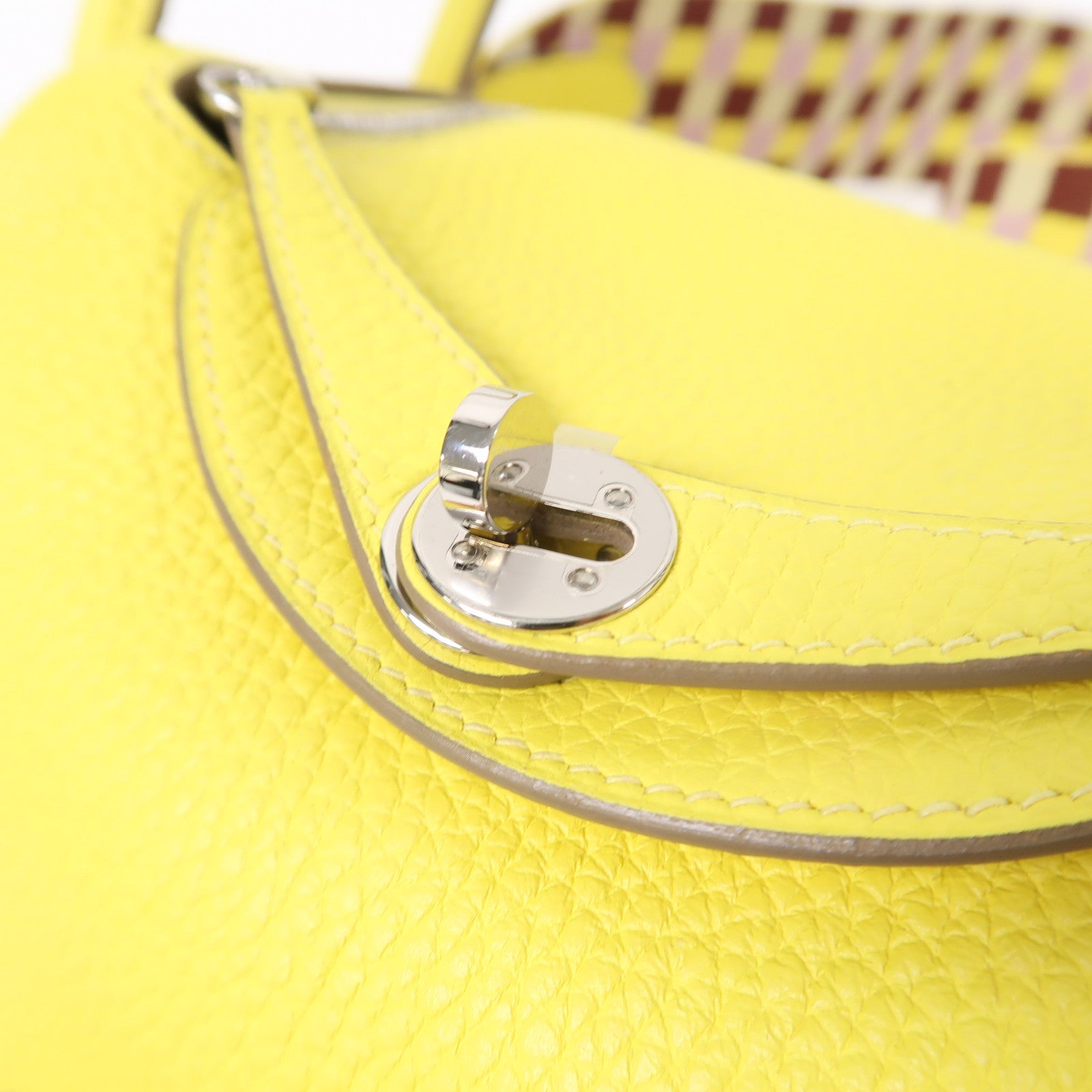 HERMES Clemence皮革Mini Lindy銀扣肩背袋黃色