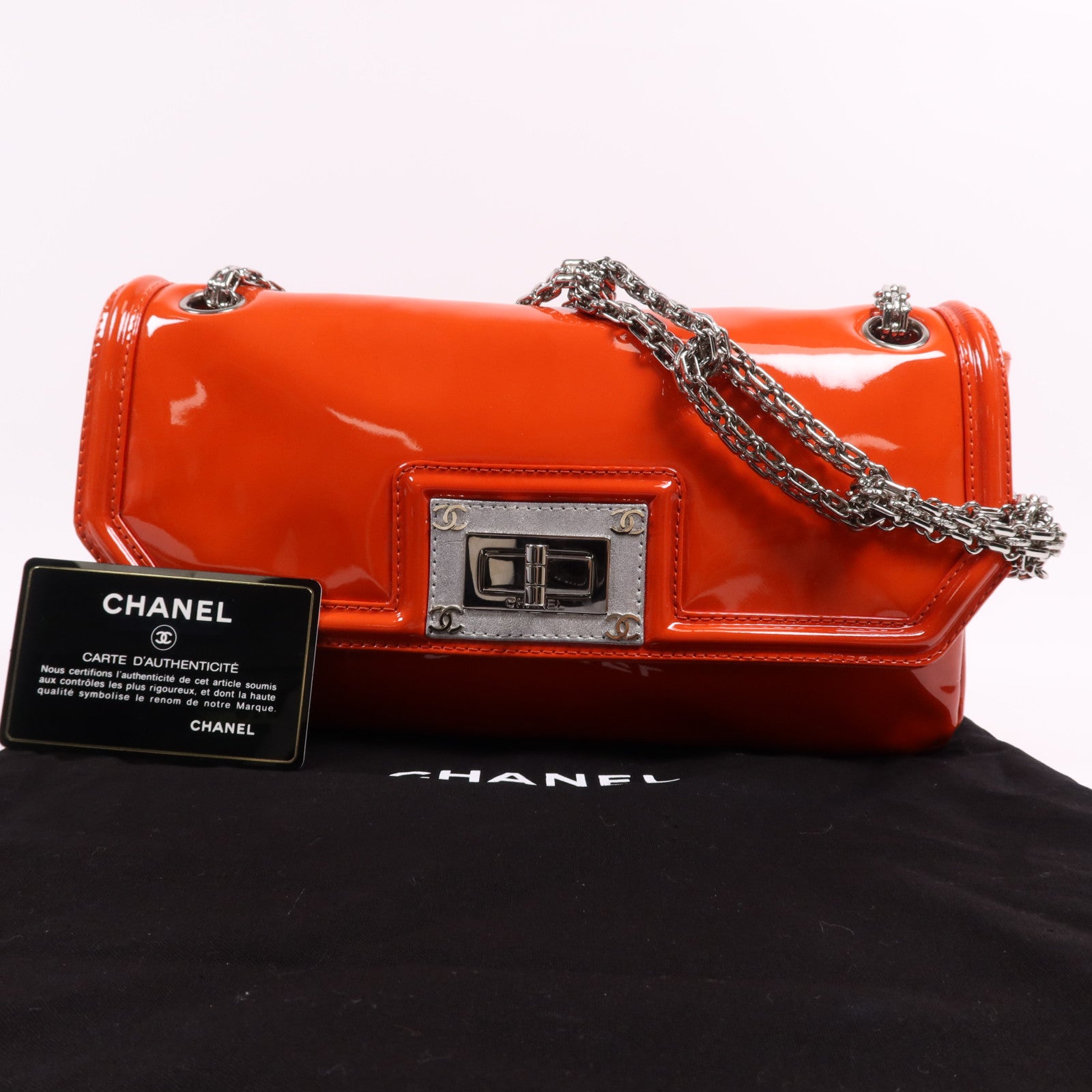 CHANEL 【激減優惠】漆皮皮革Chain Shoulder Bag銀扣肩背袋